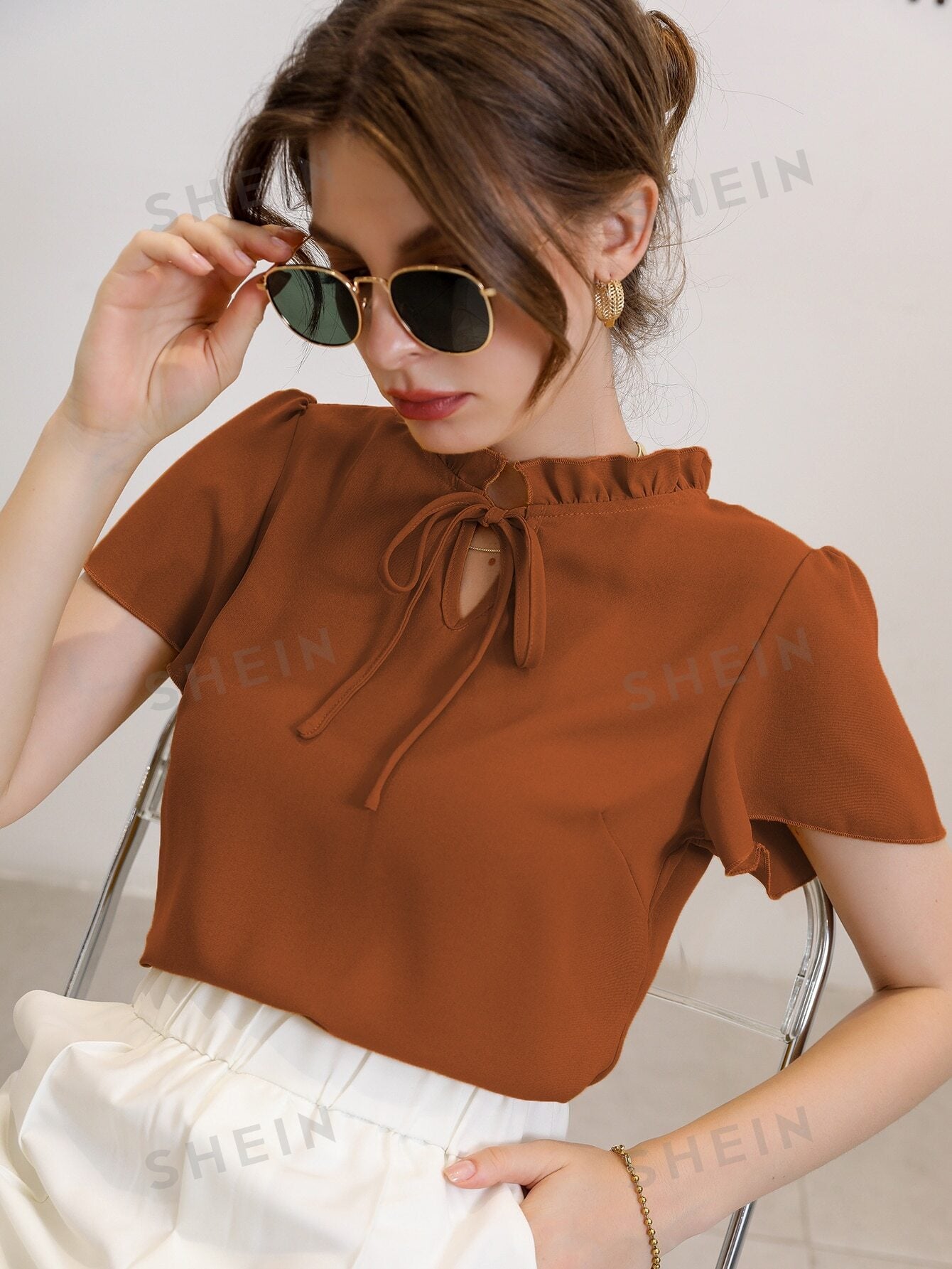 Mulvari Tie Neck Puff Sleeve Blouse