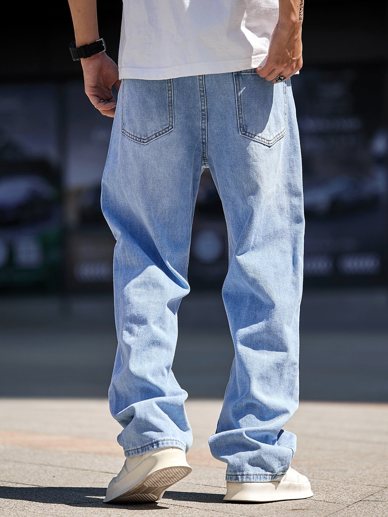 Manfinity Hypemode Men Cotton Bleach Wash Straight Leg Jeans, Plain Long Washed Baggy Light Blue Cargo Jeans, For Husband, Boyfriend Gifts