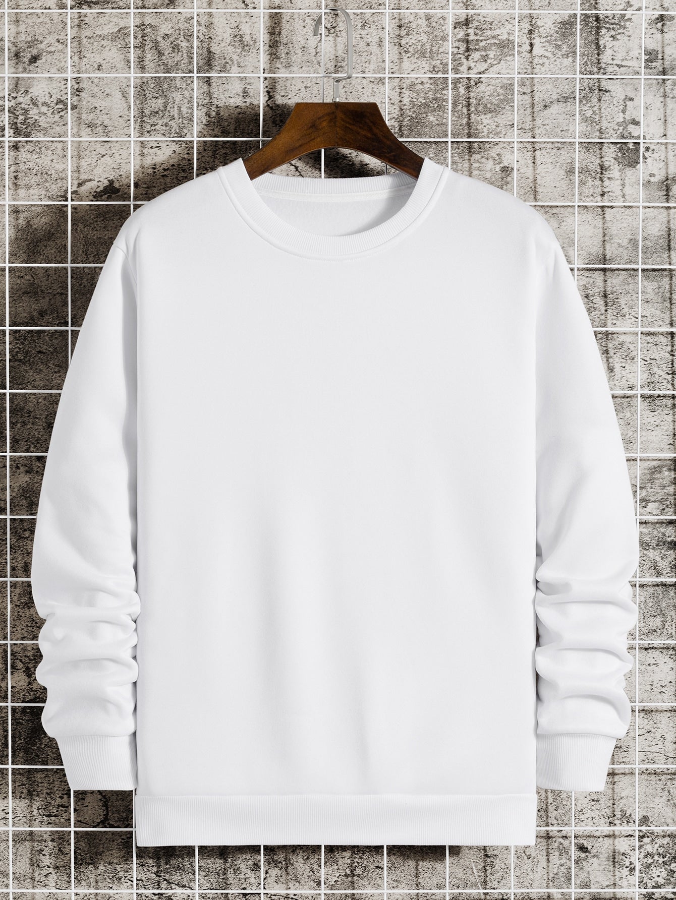 Manfinity Dauomo Men Round Neck Thermal Lined Sweatshirt