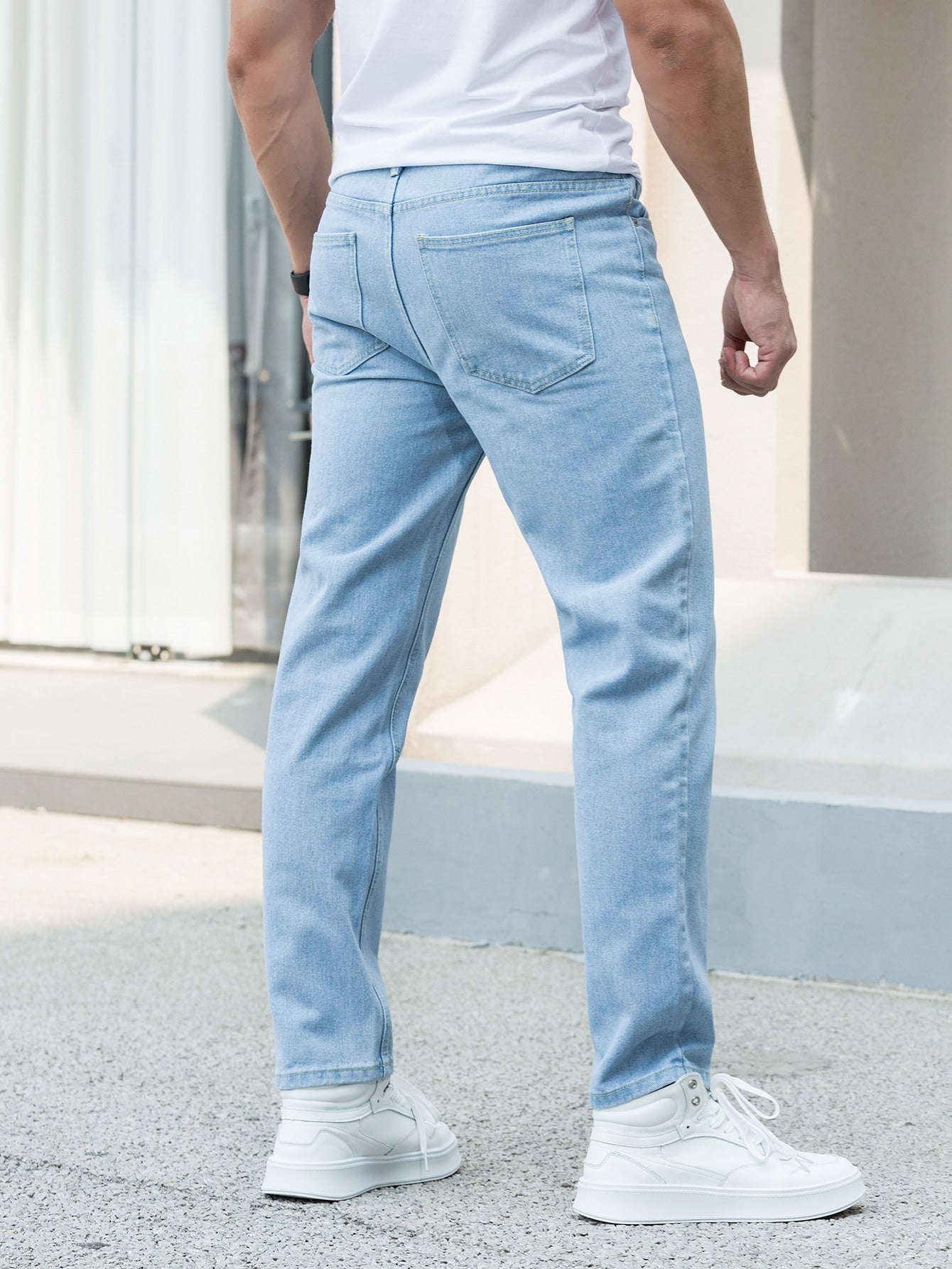 Men Cotton Slant Pocket Straight Leg Jeans