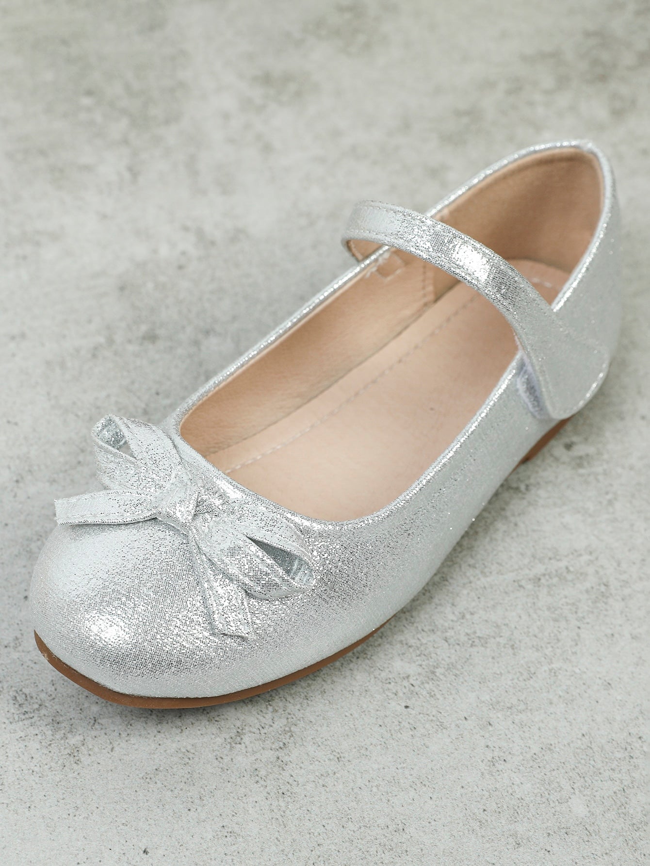 Girls Metallic Bow Decor Mary Jane Flats