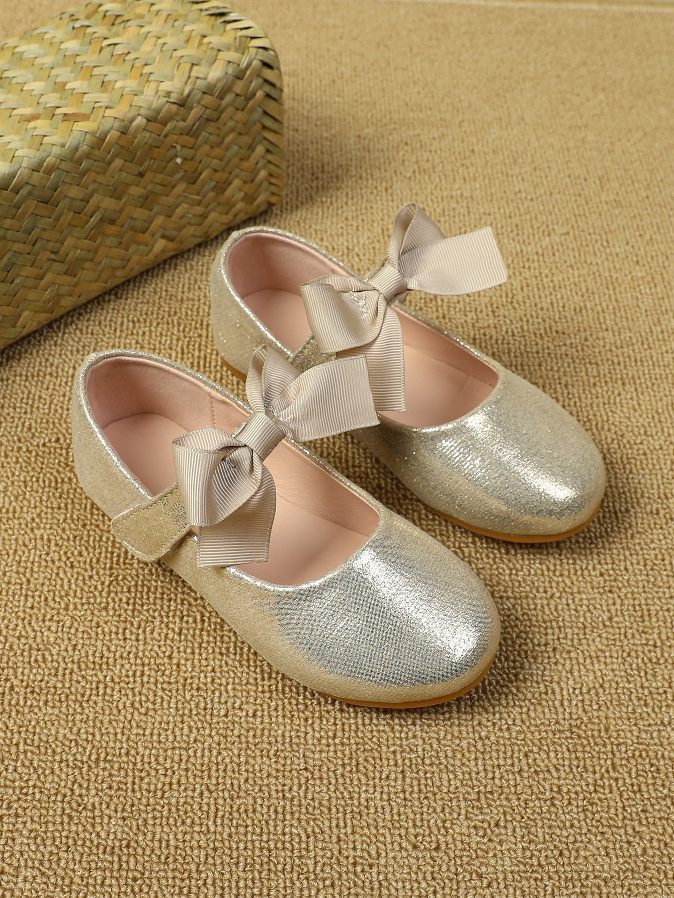 Girls Metallic Bow Decor Hook-and-loop Fastener Flats, Preppy Mary Jane Flats For Outdoor