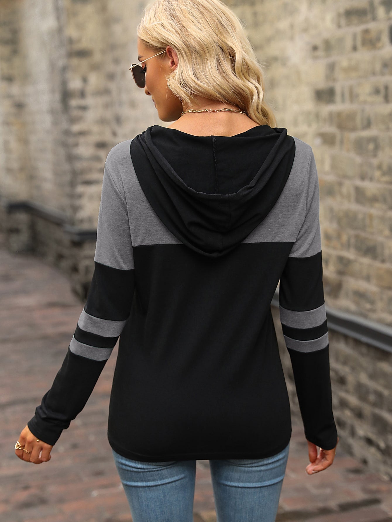 LUNE Colorblock Drawstring Hooded Sweatshirt