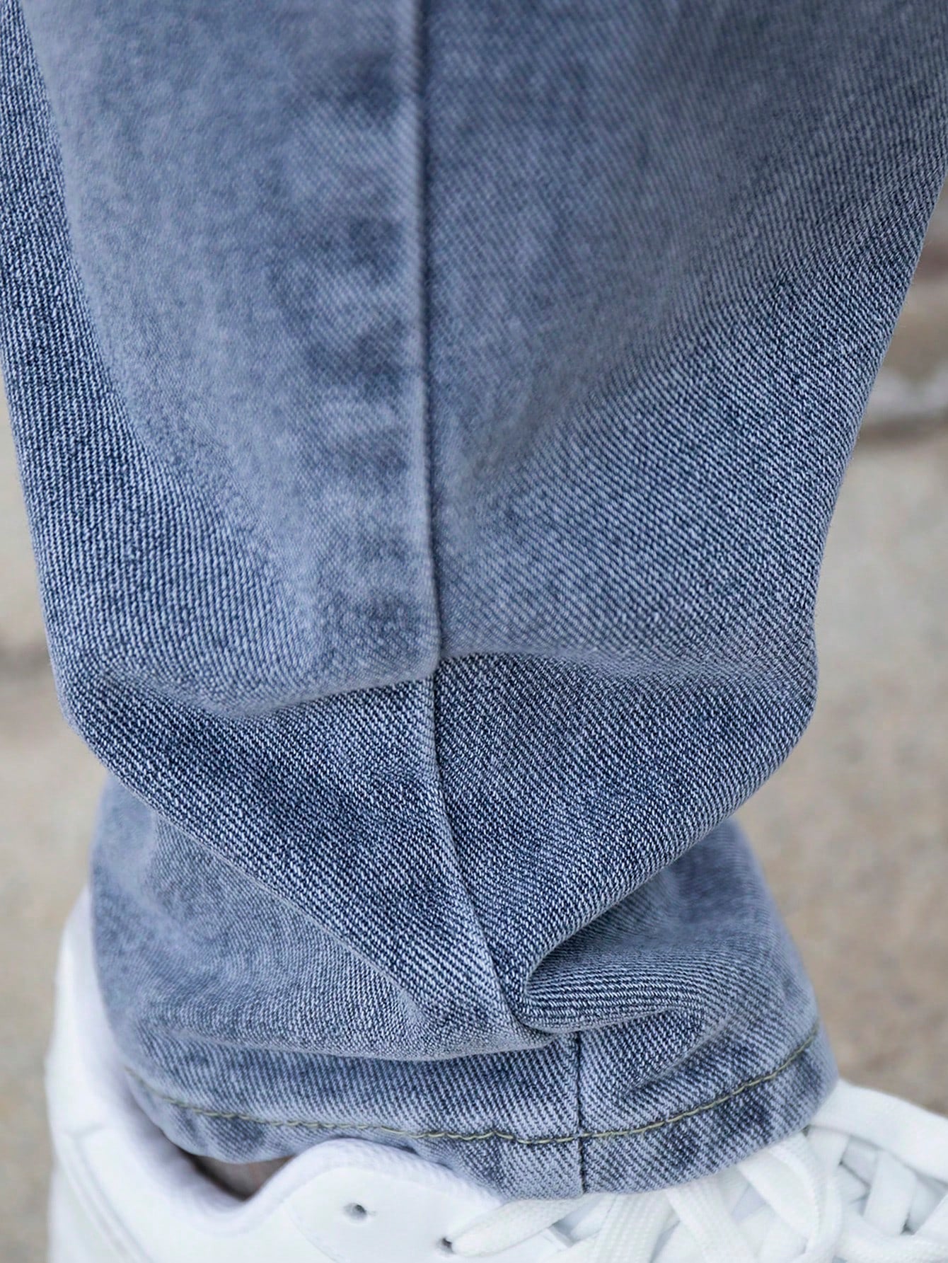 Men Slant Pocket Straight Leg Jeans