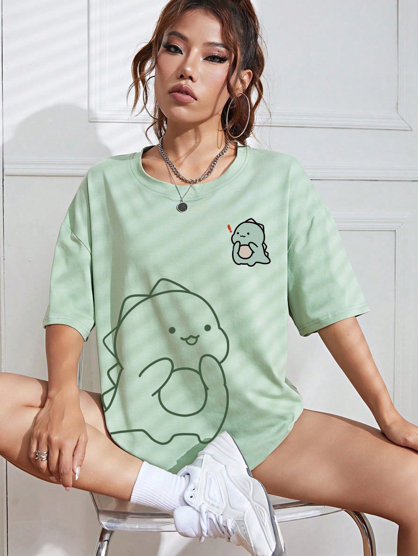 EZwear Cartoon Graphic Drop Shoulder Tee Graphic Tees Women Tops