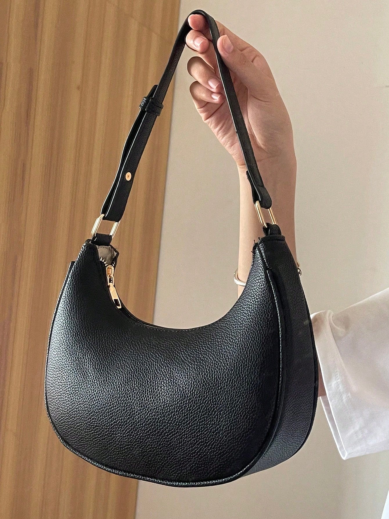 New Fashion Simple Atmosphere Crescent Shiny Classic Daily Commute Detachable Shoulder Crossbody Bag,Versatile, Trendy Business Casual Women Bag, Pefect For Office, Business And Work