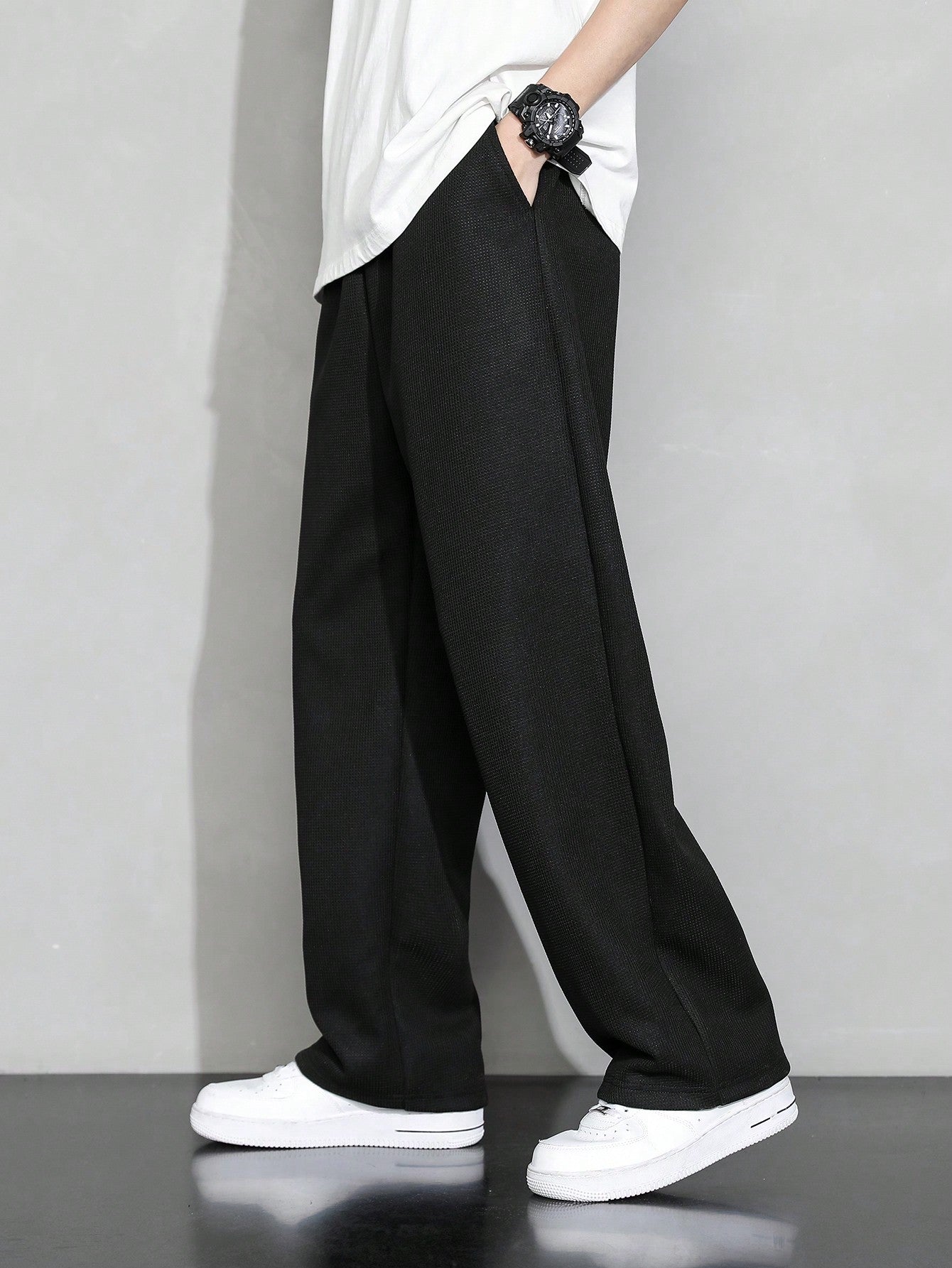 Men Drawstring Waist Straight Leg Pants