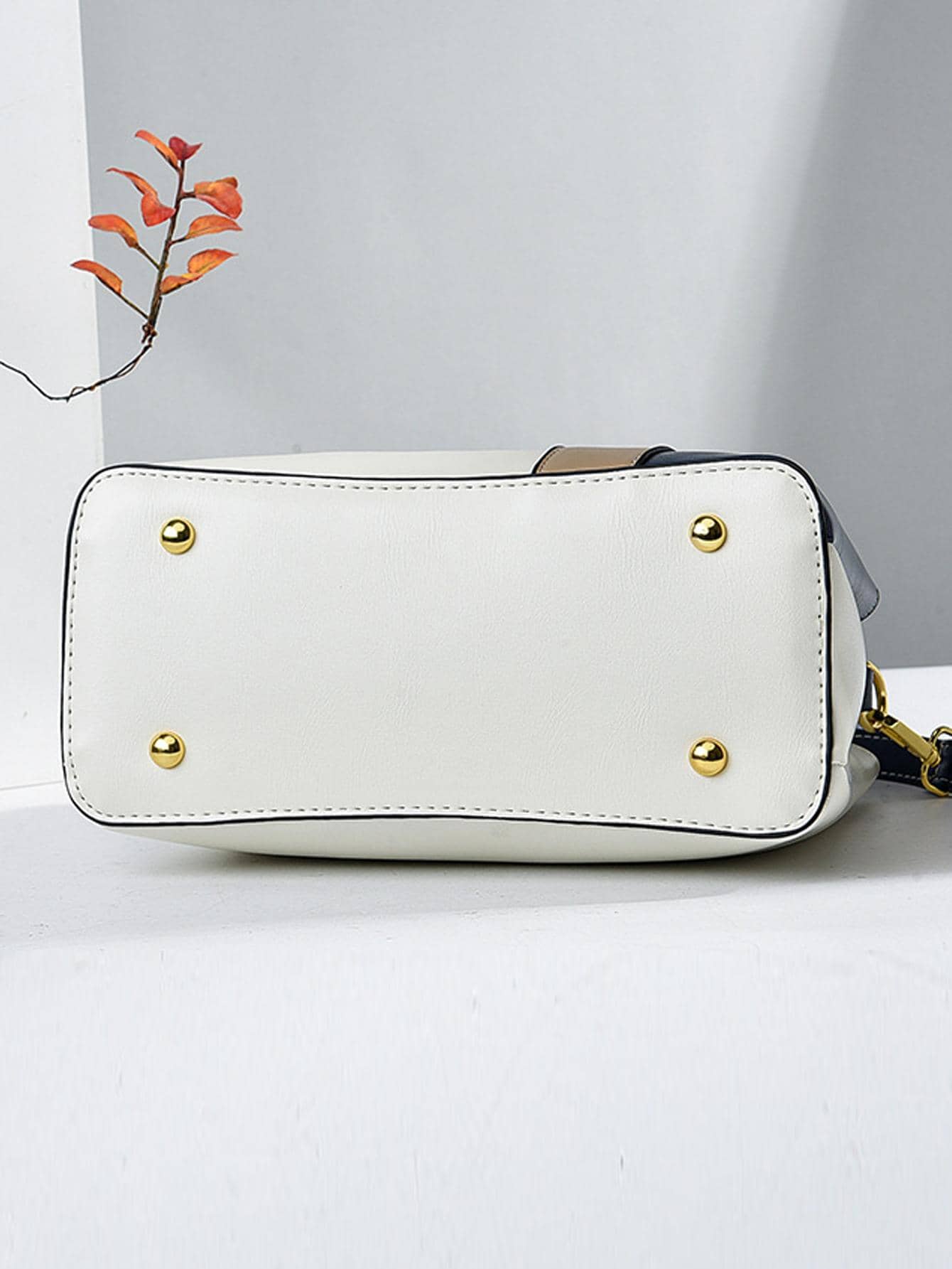 Ladies Crossbody Bag With Letter Pattern Pendant Decoration, Shoulder Handheld