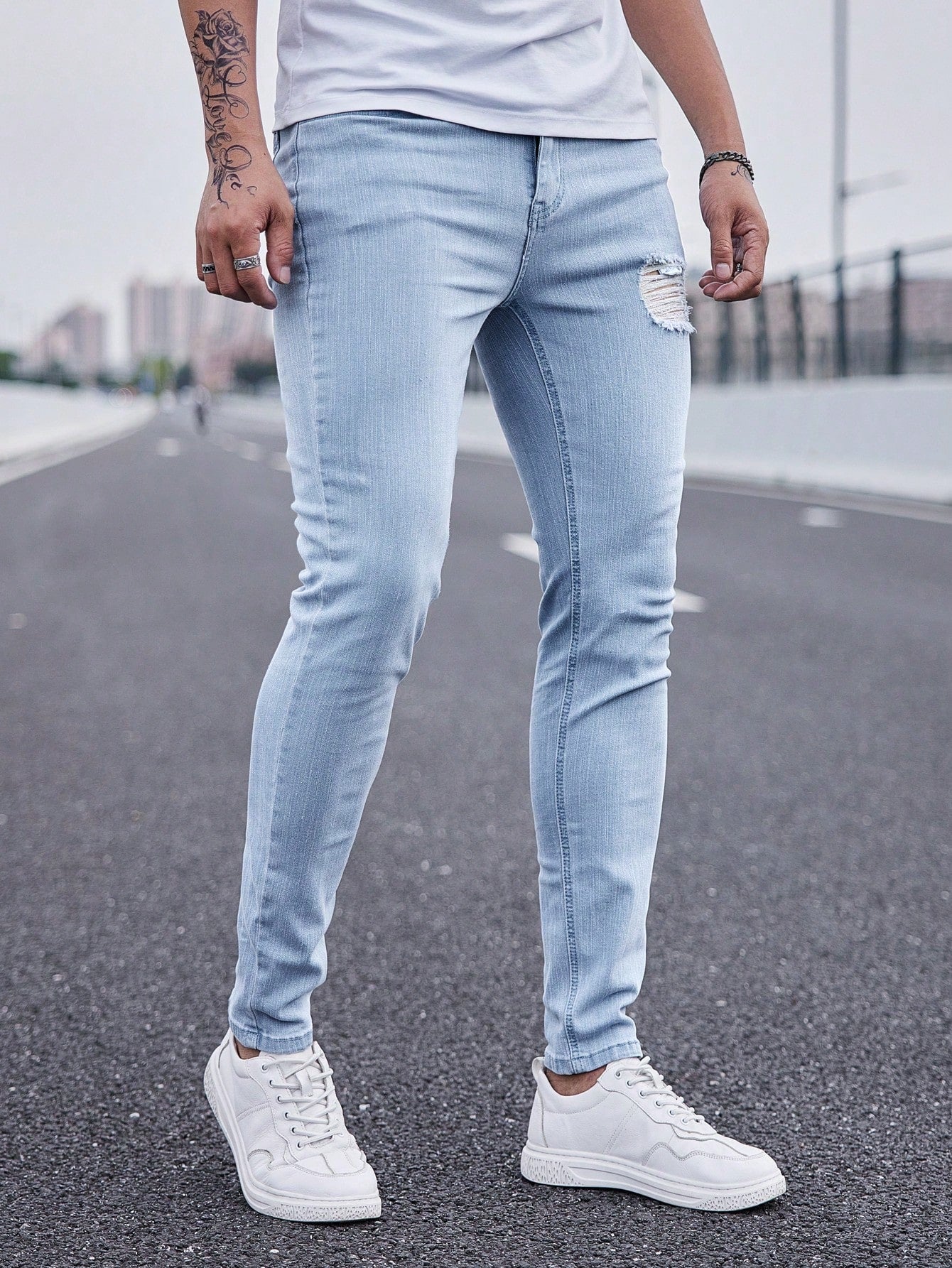 Manfinity Homme Men Light Wash Ripped Skinny Jeans Slim Fit Long Frayed Jean Cargo Plain Blue Office Basic Husband