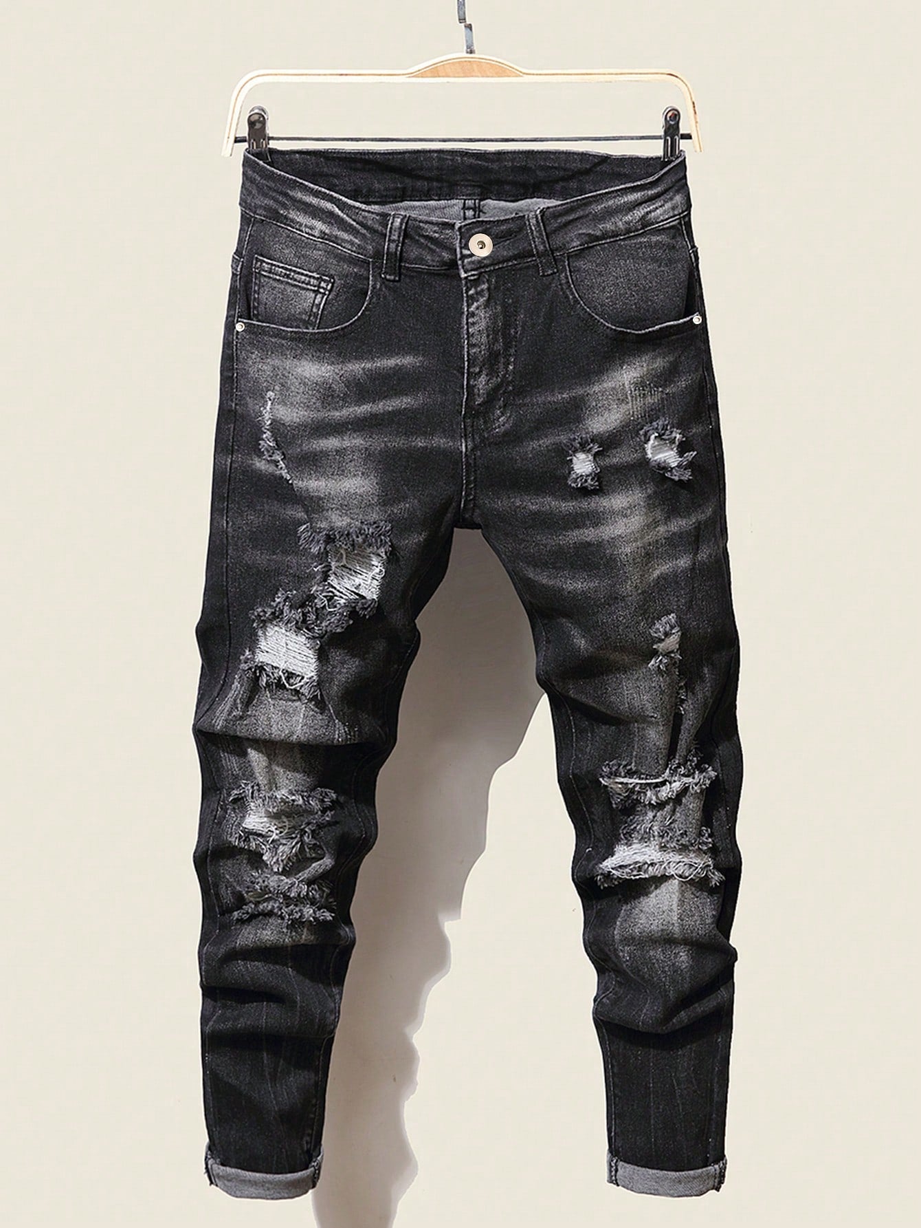 Manfinity LEGND Men's Distressed Jeans