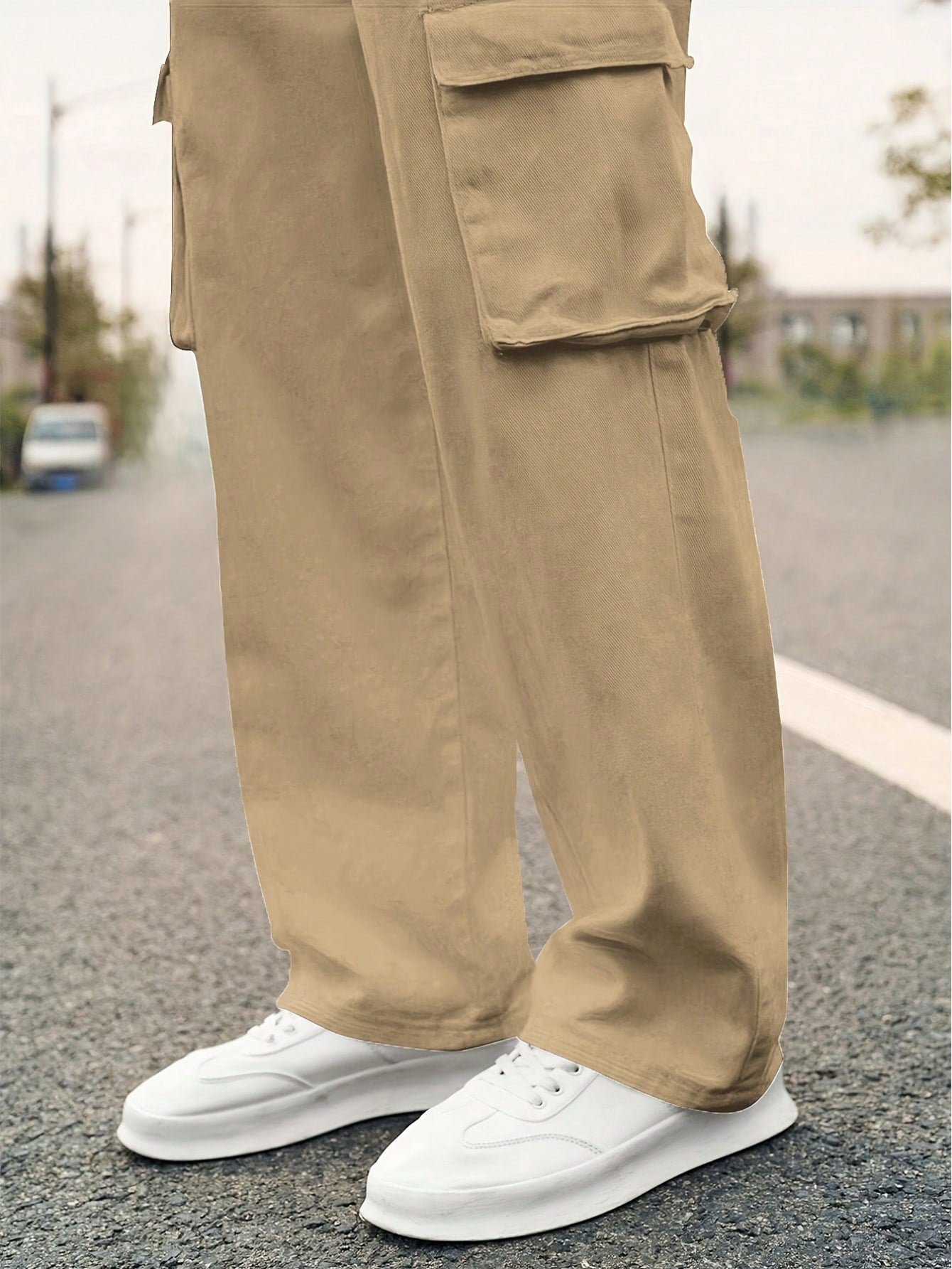 Men Solid Cargo Pants