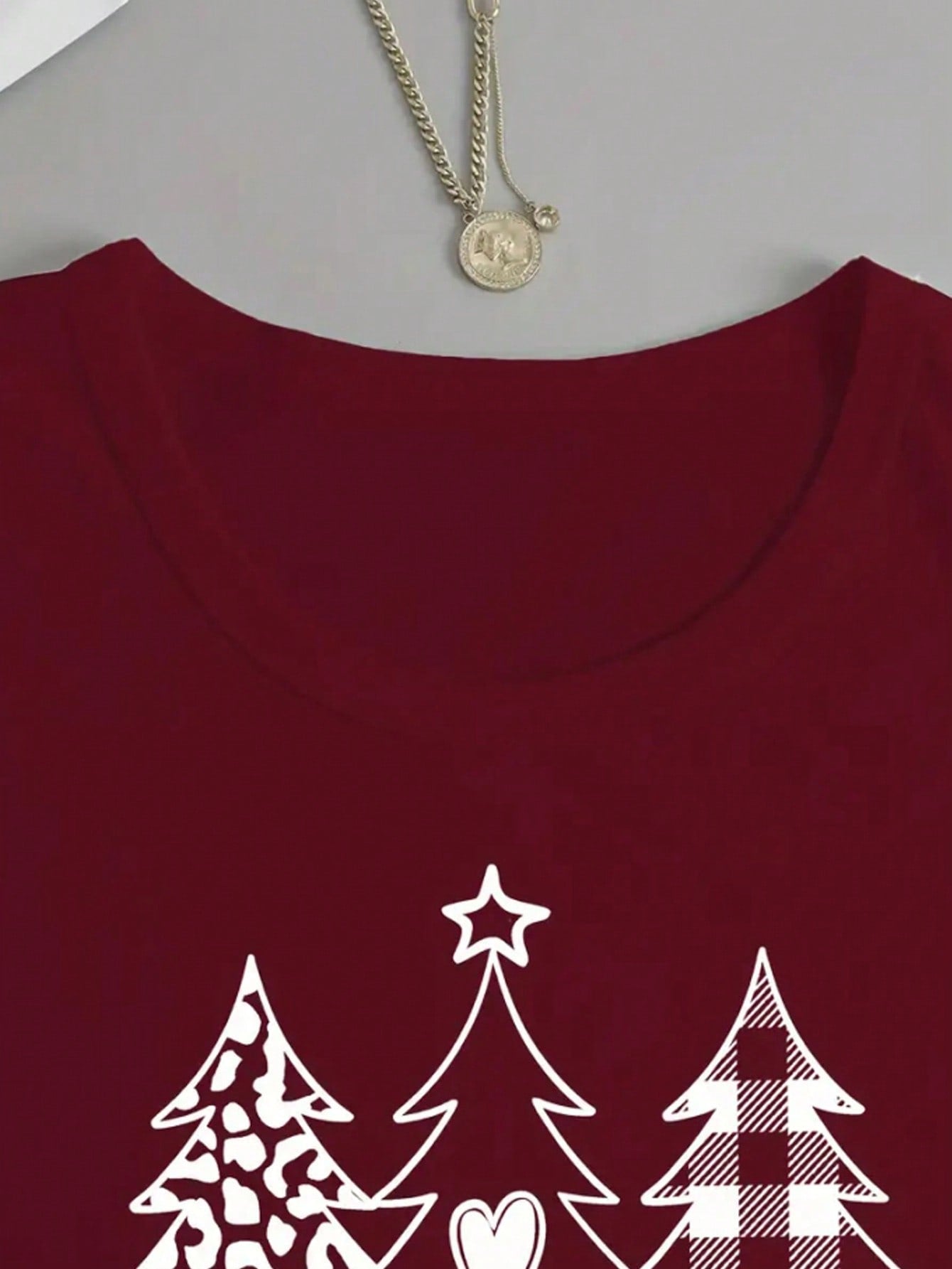 EZwear Christmas Print Drop Shoulder Tee