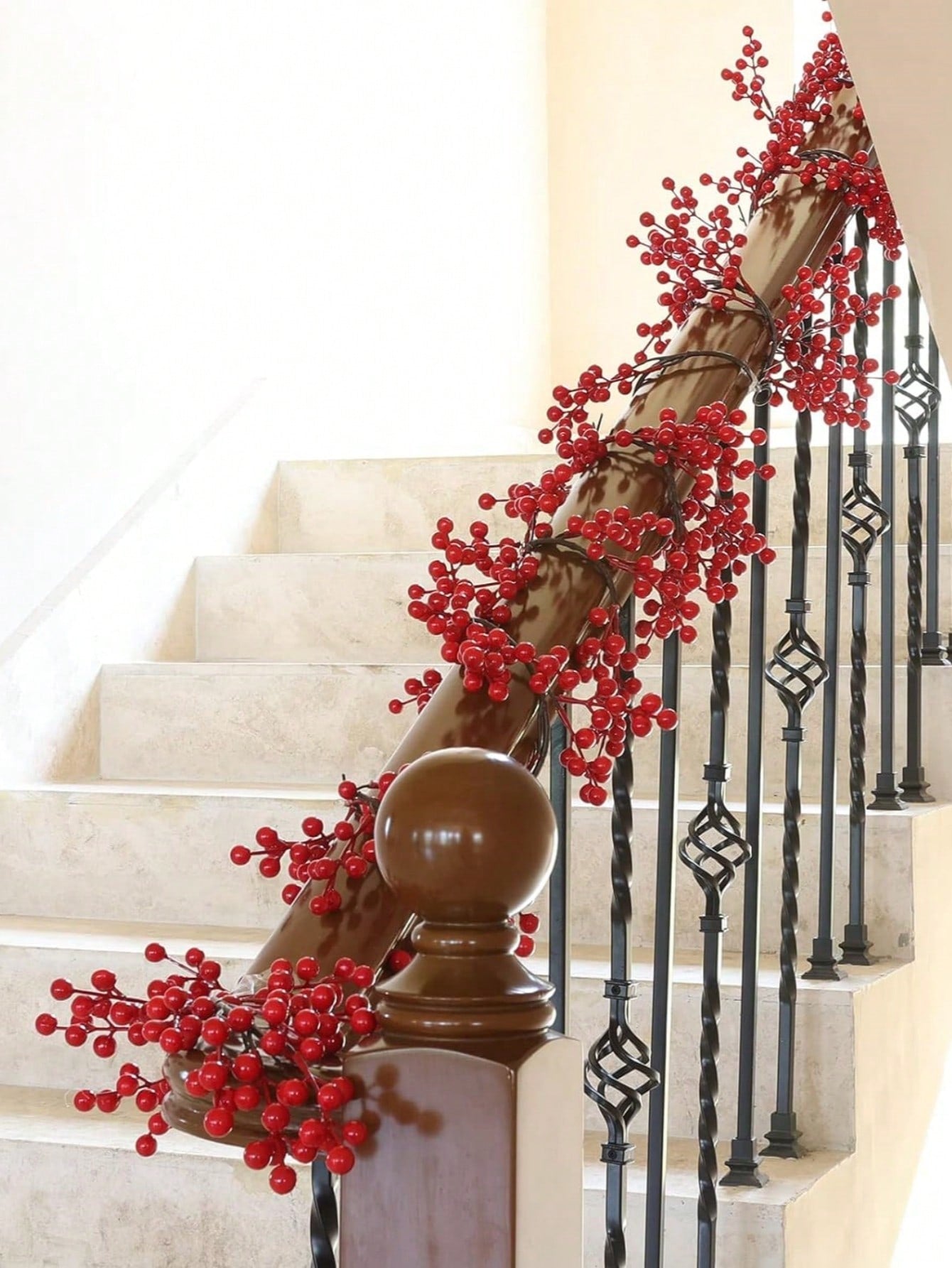 1Pc Red Berry Garland Christmas Decoration 6.23Ft Holiday Garland Artificial Red Berry Garland With Bendable Stems Christmas Fireplace Decoration Banister(, Halloween, Halloween Decoration