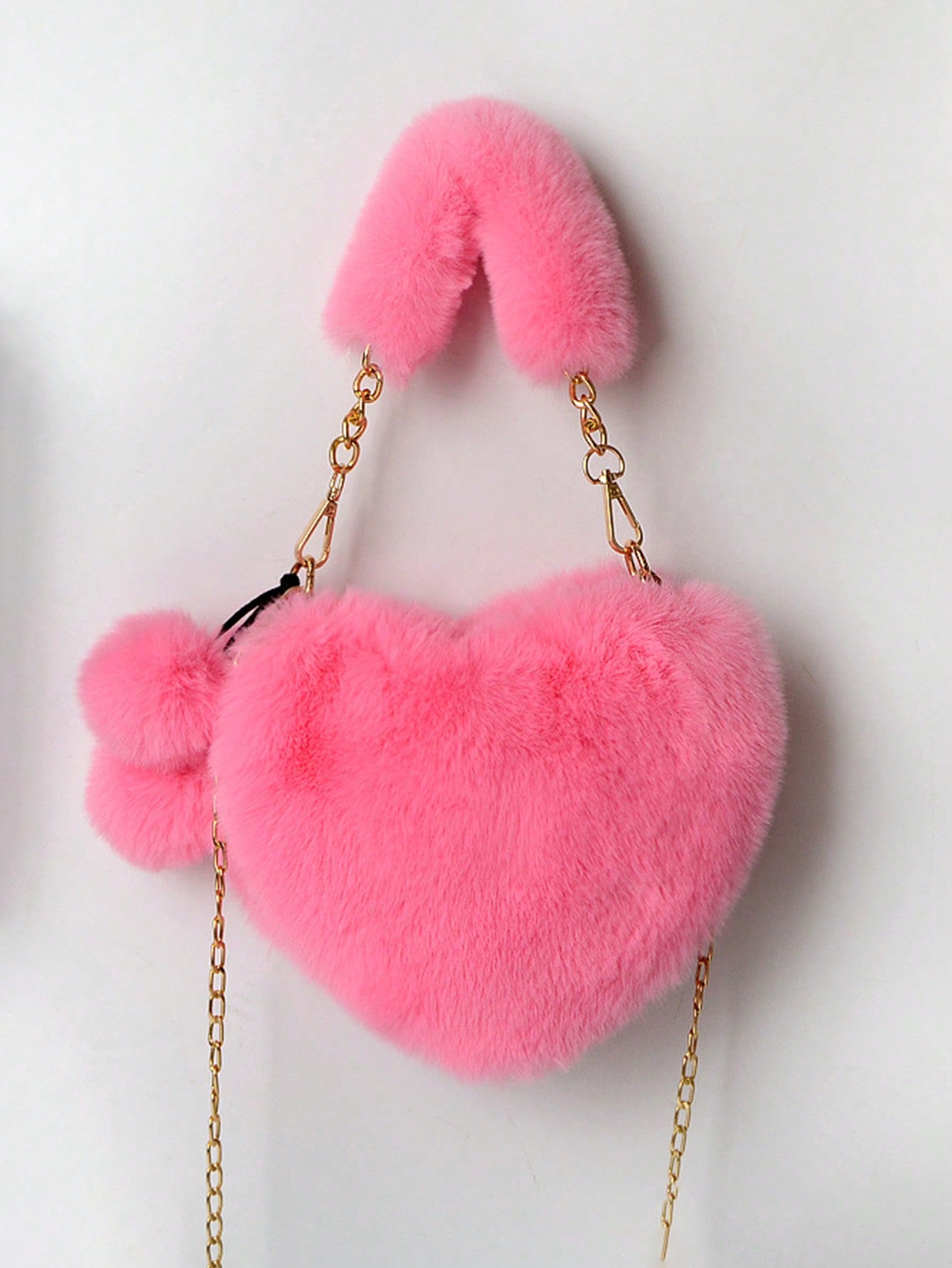 Furry Purse For Girls Heart Shaped Fluffy Handbag For Women Soft Small Shoulder Bag Clutch Purse With Metal Chain Strap . The Best Valentine's Gifts For Girlfriend Lady