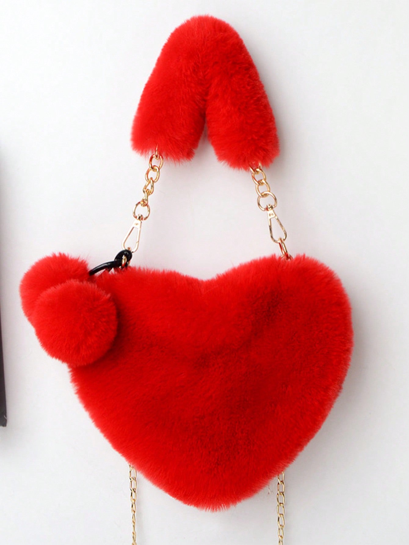 Furry Purse For Girls Heart Shaped Fluffy Handbag For Women Soft Small Shoulder Bag Clutch Purse With Metal Chain Strap . The Best Valentine's Gifts For Girlfriend Lady