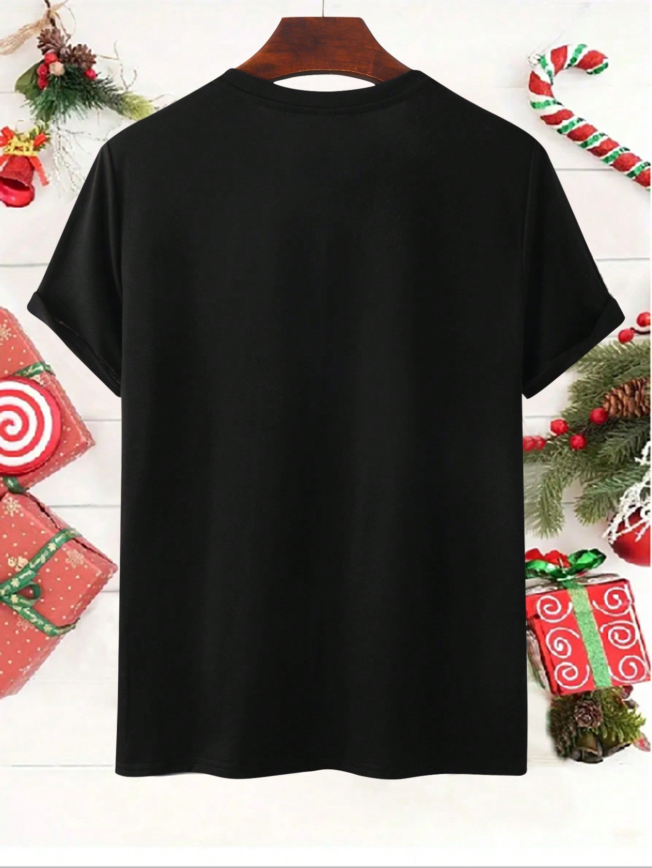 Manfinity Hypemode Men's Christmas Printed T-shirt