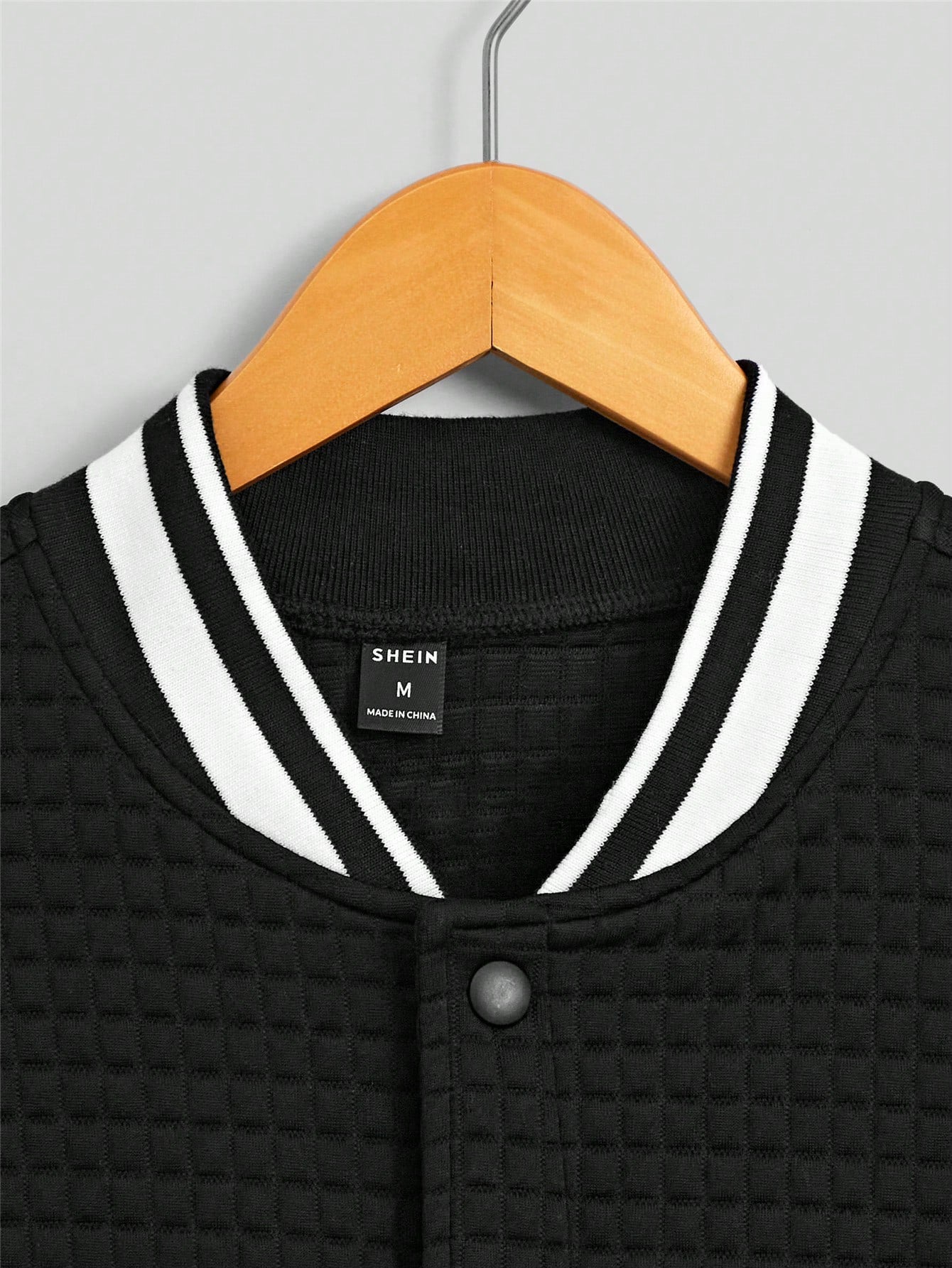 Manfinity RebelGame Oversized Men's Colorblock Striped Trim Drop Shoulder Varsity Jacket