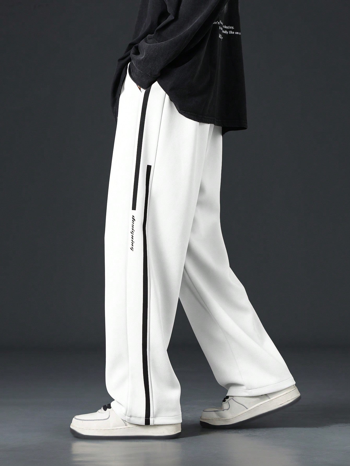 Men's Loose Straight Leg Pants With Side Splice