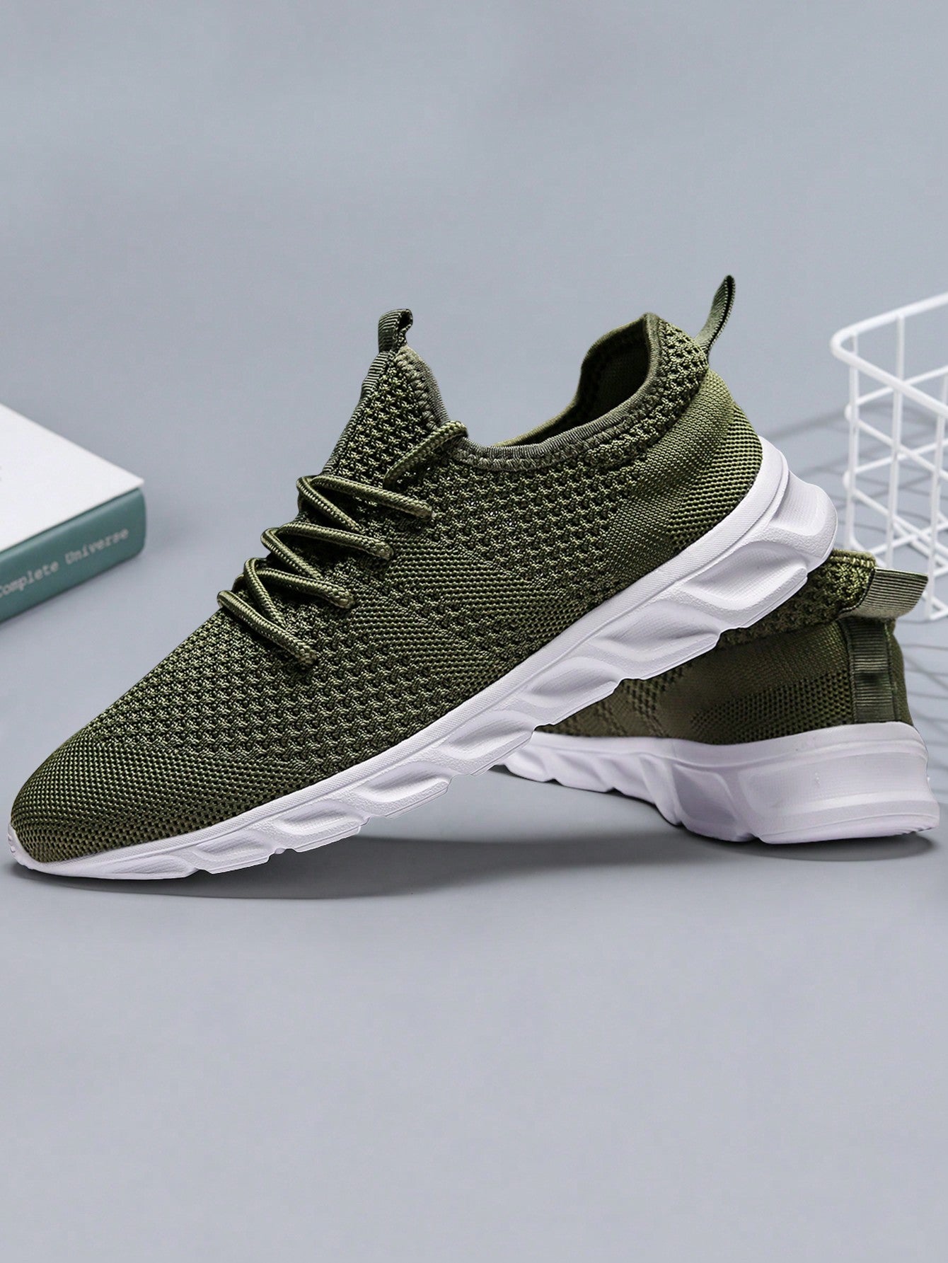 Men's Lace Up Flat Shoes Mesh Breathable Sports Shoes Training Tennis Shoes Walking Sneakers Breathable Casual Shoes Fashion Shoes For Men Green