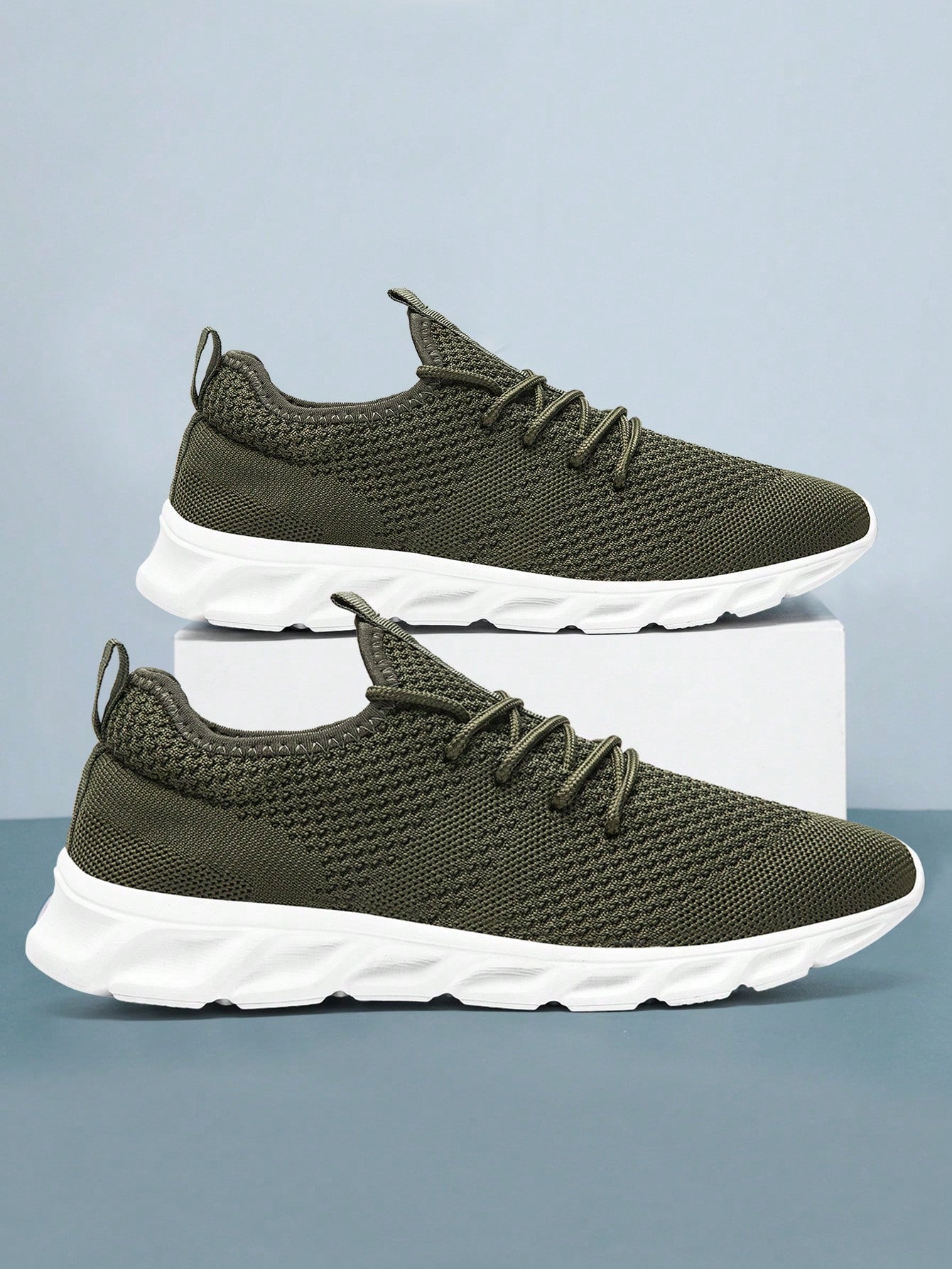 Men's Lace Up Flat Shoes Mesh Breathable Sports Shoes Training Tennis Shoes Walking Sneakers Breathable Casual Shoes Fashion Shoes For Men Green