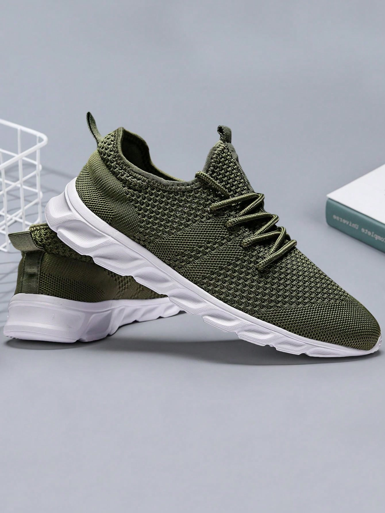 Men's Lace Up Flat Shoes Mesh Breathable Sports Shoes Training Tennis Shoes Walking Sneakers Breathable Casual Shoes Fashion Shoes For Men Green