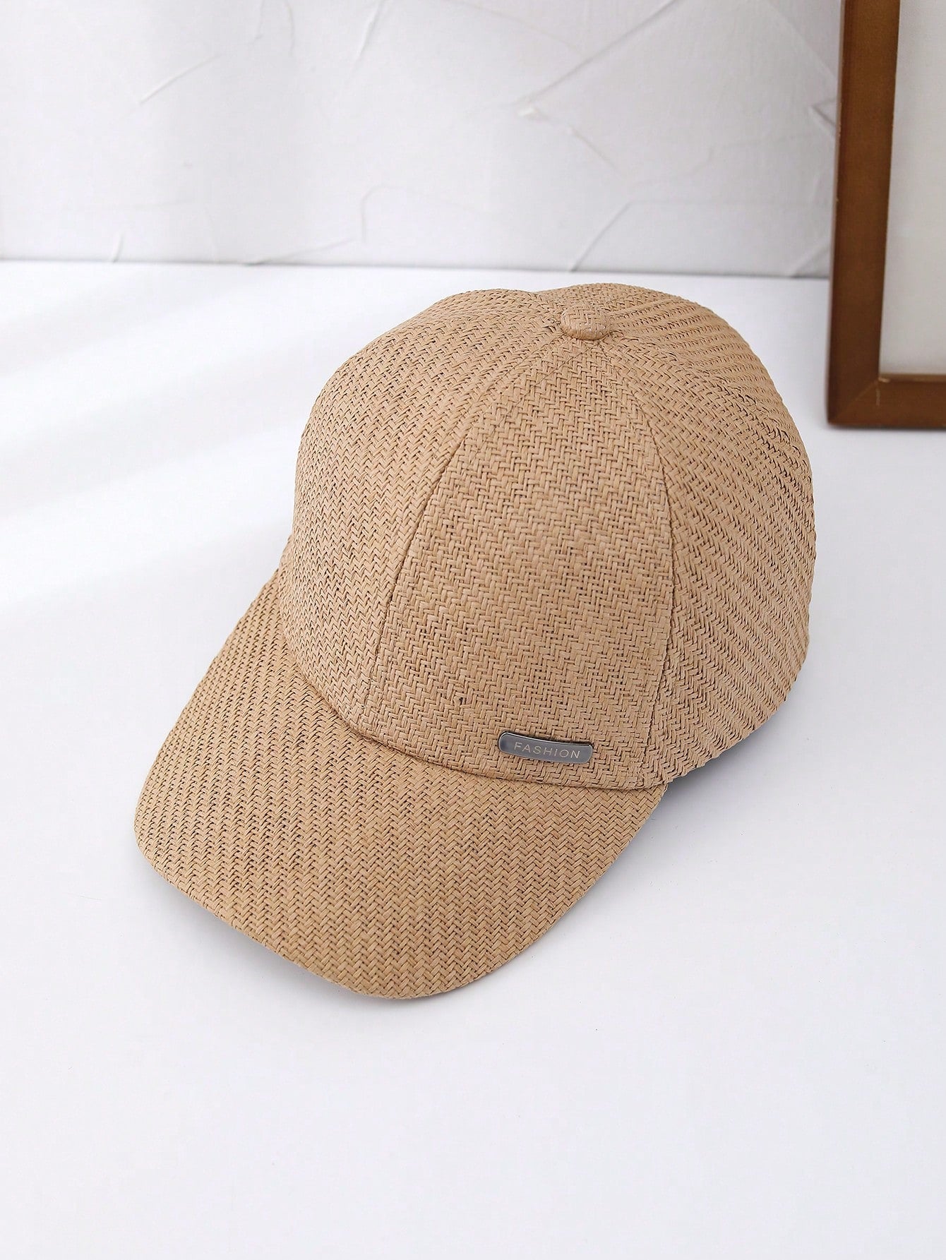 1pc Unisex Breathable Baseball Cap With Alloy Accessories And Straw Weaving, Suitable For Daily Wear Casual Winter Fall