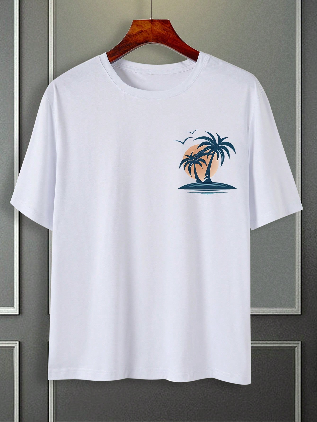 Manfinity RSRT Men's Coconut Tree Printed Short Sleeve T-Shirt