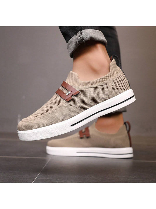 Men Slip-On Low-Top Skate Shoes, Comfortable And Anti-Slip Casual Sports Shoes, Comfortable Outdoor Shoes