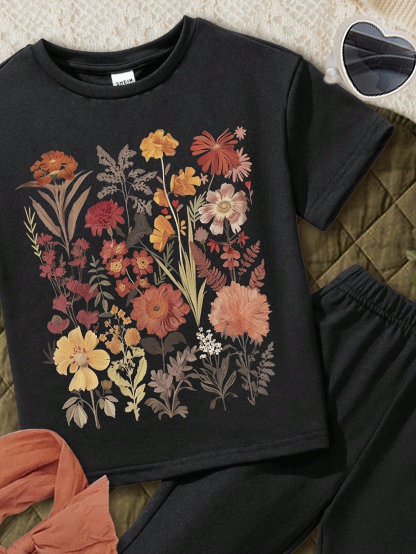 2pcs Set: Pressed Flowers Tshirt, Boho Wildflowers Shirt