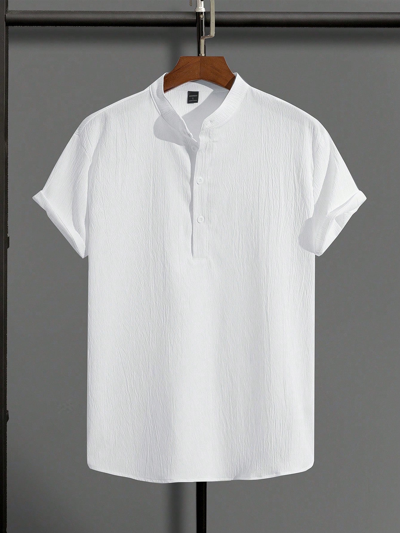 Manfinity Homme Men's Simple Solid Color Short Sleeve Button-Up Shirt