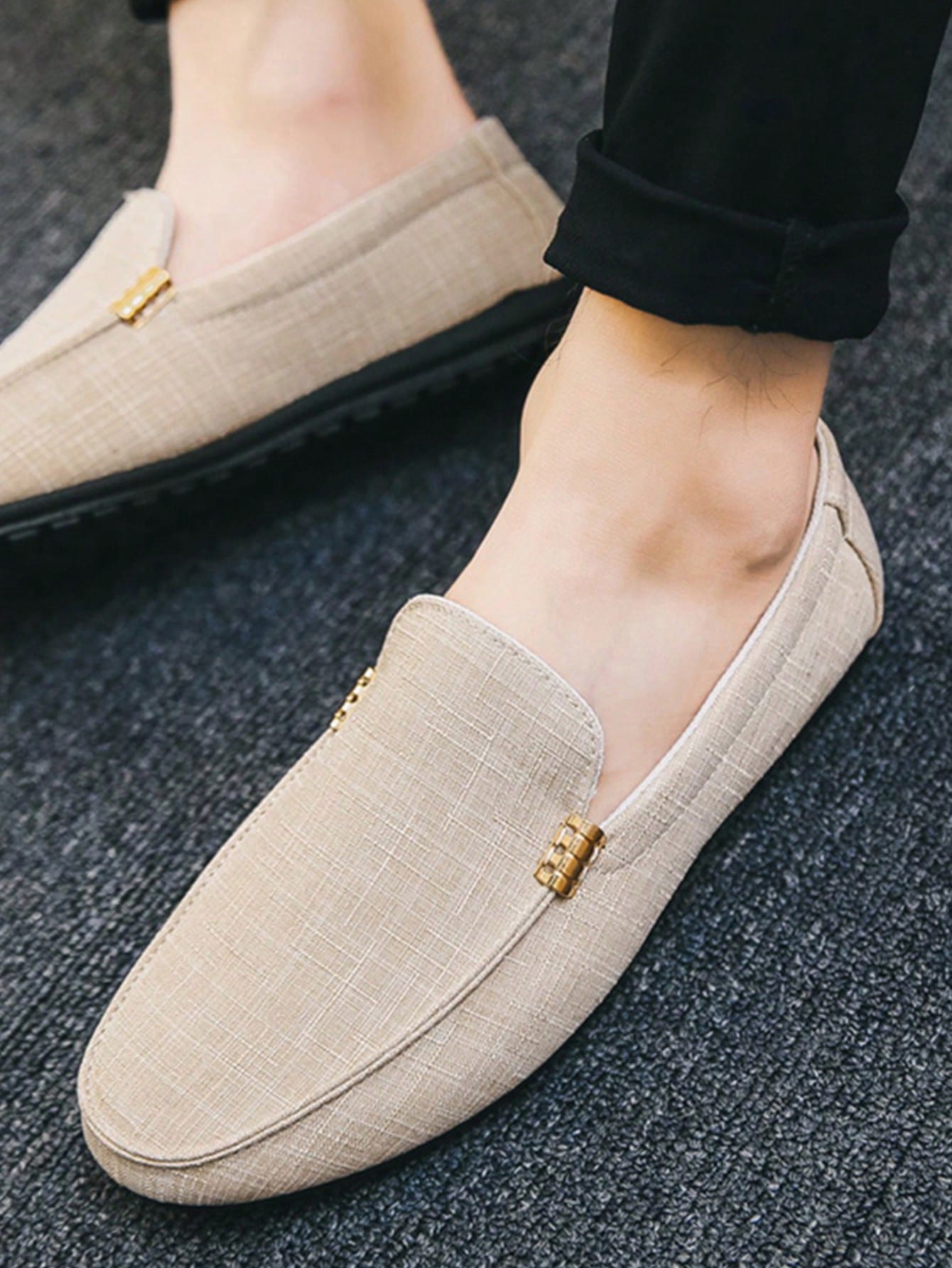 Breathable Canvas Loafers Men Casual Shoes Korean Style Trendy Slip-On Slouchy Shoes For Men