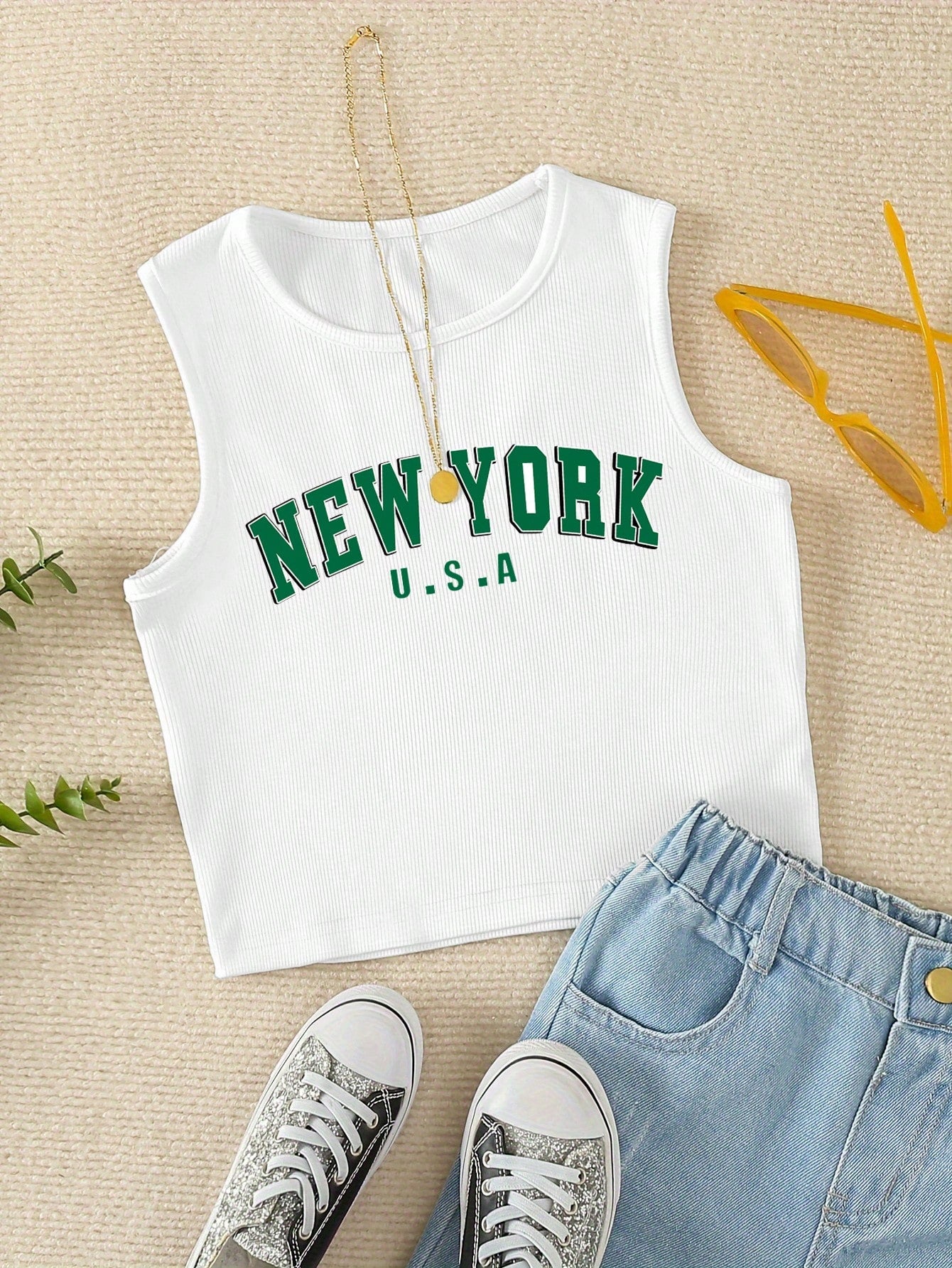 Tween Girl Summer Fashionable Letter Graphic Tank Top, Versatile