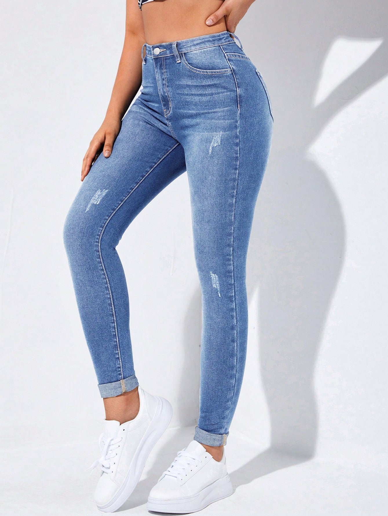 EZwear High-Waisted Button-Embellished Skinny Stretch Distressed Y2K Jeans