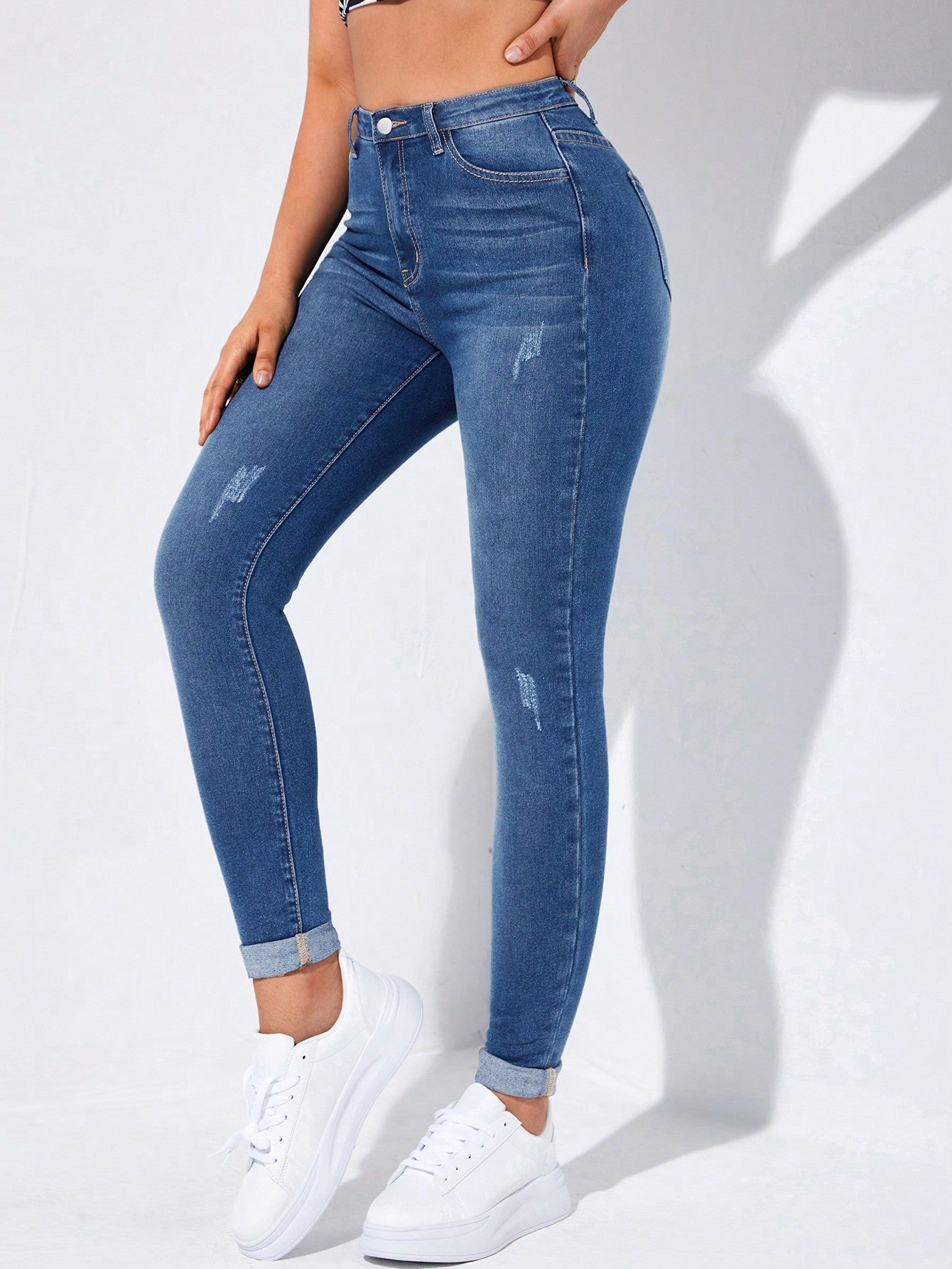 EZwear High-Waisted Button-Embellished Skinny Stretch Distressed Y2K Jeans