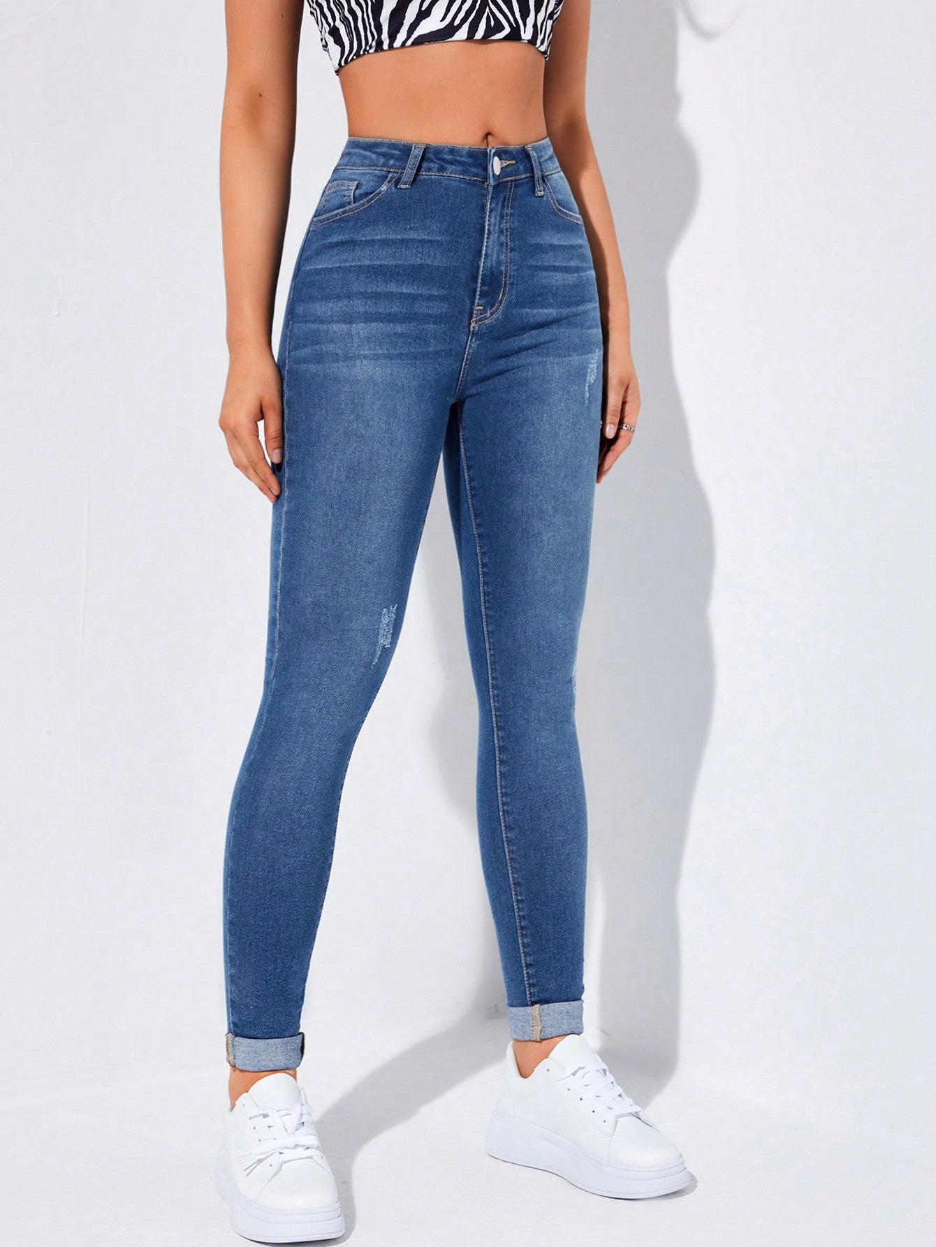 EZwear High-Waisted Button-Embellished Skinny Stretch Distressed Y2K Jeans