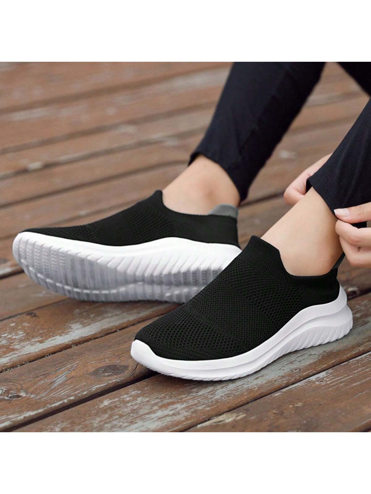 Socks Shoes Men's And Women's Slouchy Slip-On Sneakers, 2024 Summer New Elastic, Comfortable, Casual, And Athletic Women's Shoes Without Laces