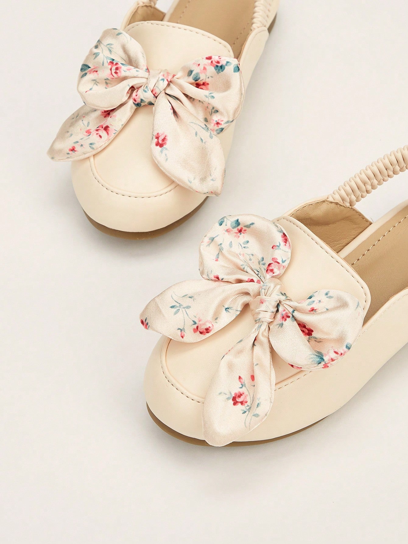 1pair Fashionable Floral Bowknot Design Cute Slipper