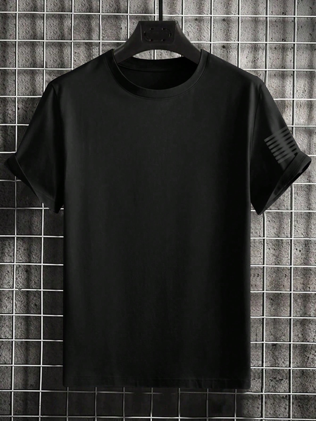 Men's Short Sleeve Casual Commuter T-Shirt