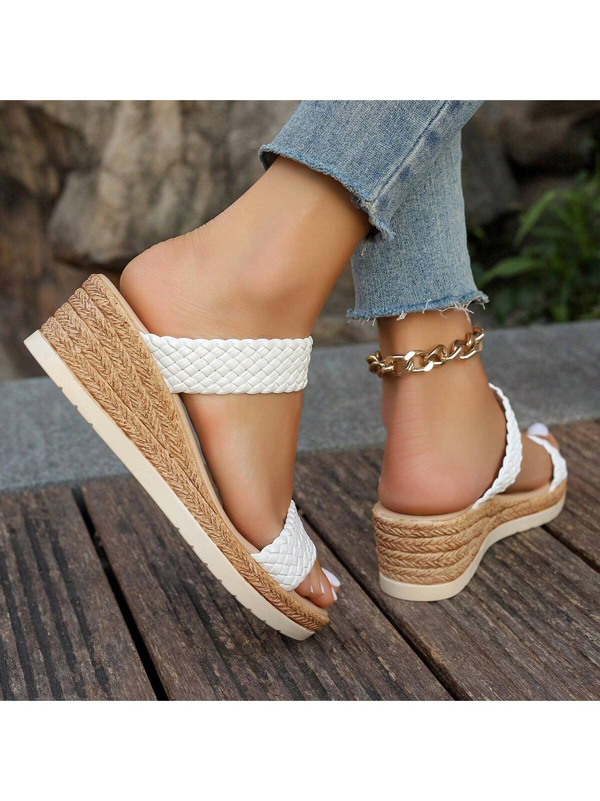 2024 New Arrival Women's White Wedge Sandals, Waterproof Platform Fashionable Slipper For Outdoor Activities, Open Toe Thick Heel Beach Shoes With Ankle Strap, Flat Sole