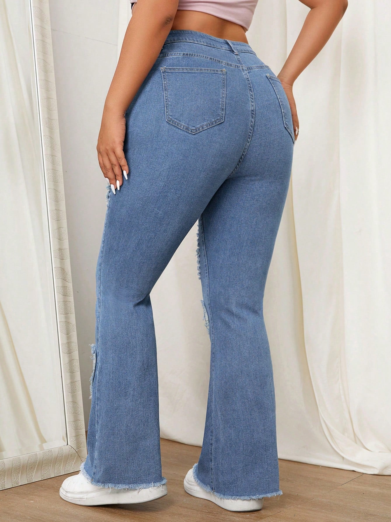 EZwear Plus Size Casual Distressed Frayed Edge Denim Jeans For Daily Wear