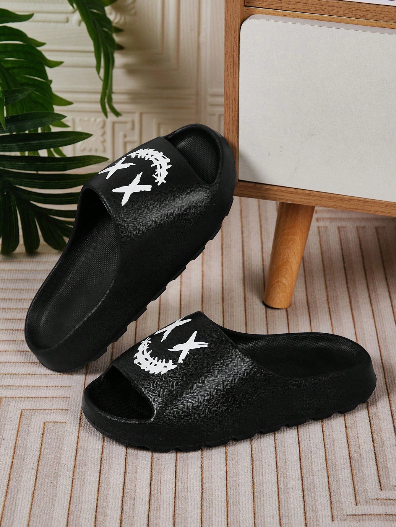 Men's New Lightweight One-Strap Slipper, Versatile Indoor Home Casual Trendy Comfortable Slide Sandals For Men, Large Sizes