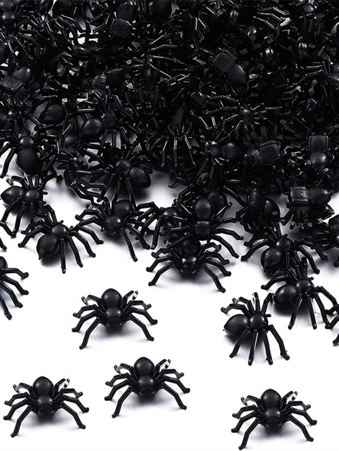 100/200pcs Realistic Spider Halloween Decoration, Plastic Mini Spider Black Realistic Scary Spider Prank Halloween Haunted House Decorations For Halloween Parties Fool's Day Theme Party Fall Autumn