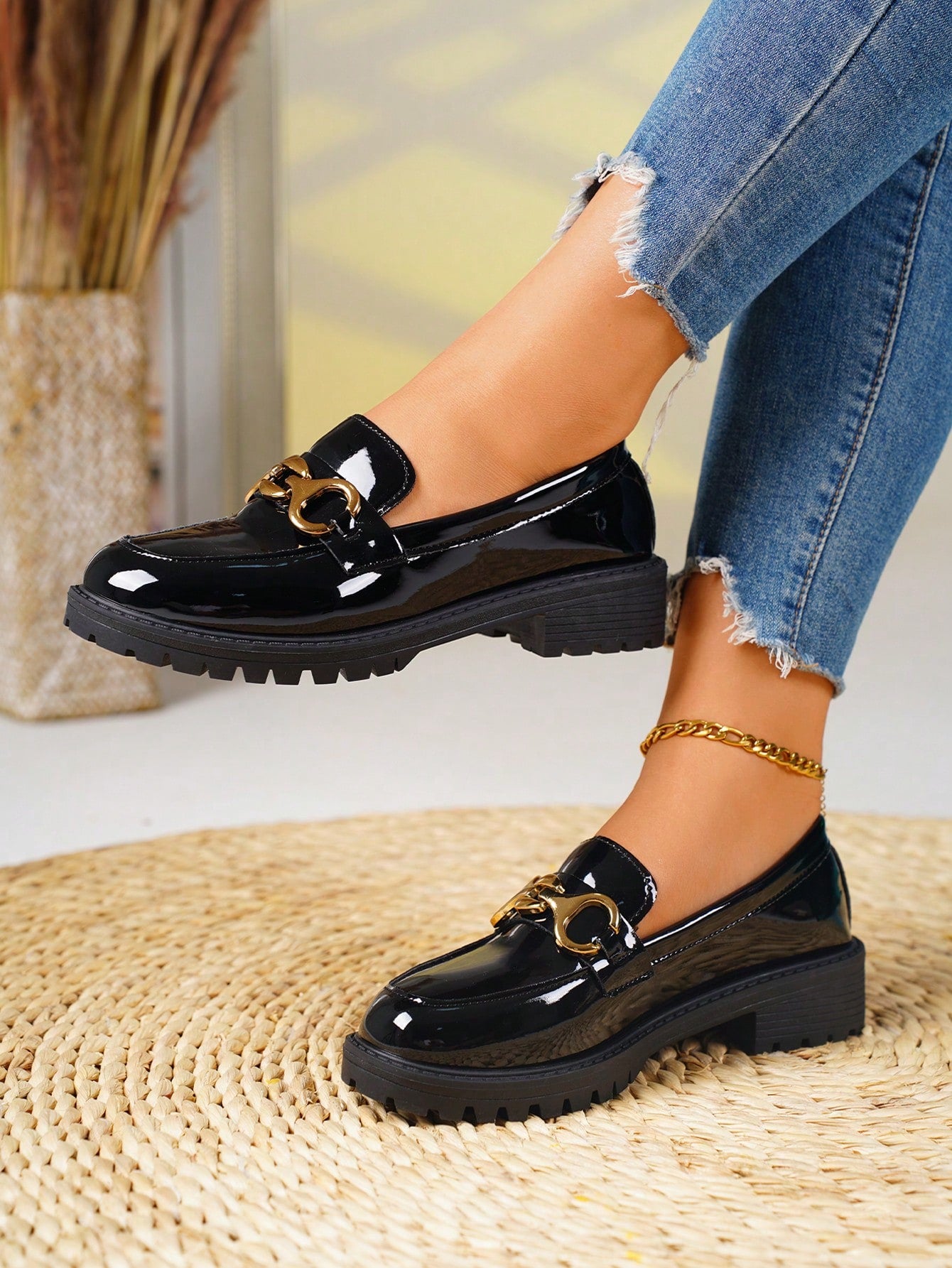 Thick Sole Platform Loafers Wedge Oxford Shoes Women Pointed Toe Lace Up Low Heel Casual Metal Buckle Pumps