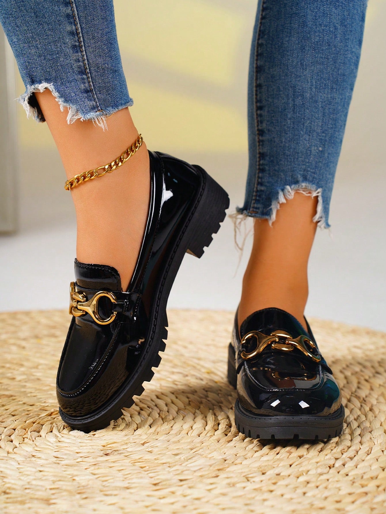 Thick Sole Platform Loafers Wedge Oxford Shoes Women Pointed Toe Lace Up Low Heel Casual Metal Buckle Pumps