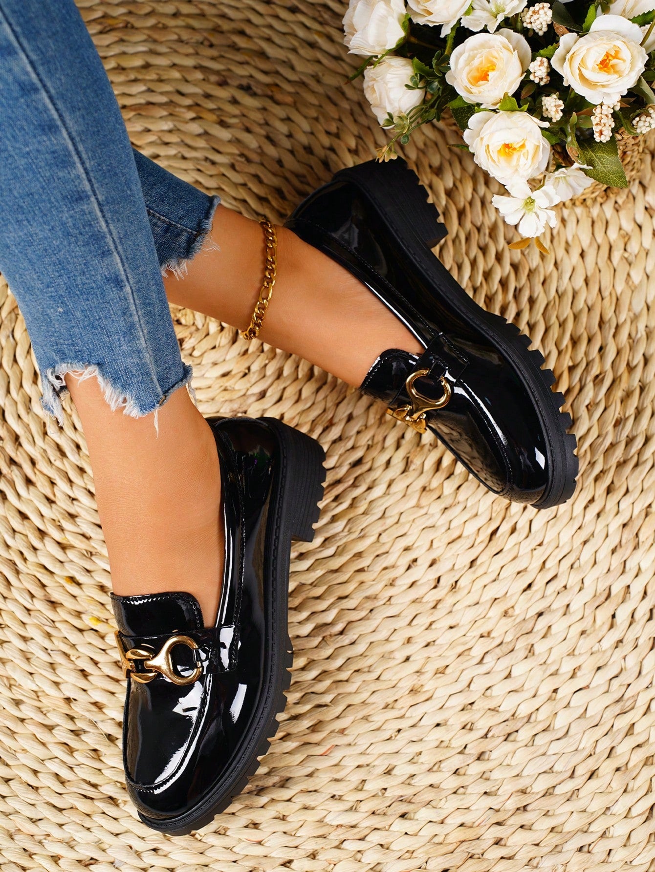 Thick Sole Platform Loafers Wedge Oxford Shoes Women Pointed Toe Lace Up Low Heel Casual Metal Buckle Pumps