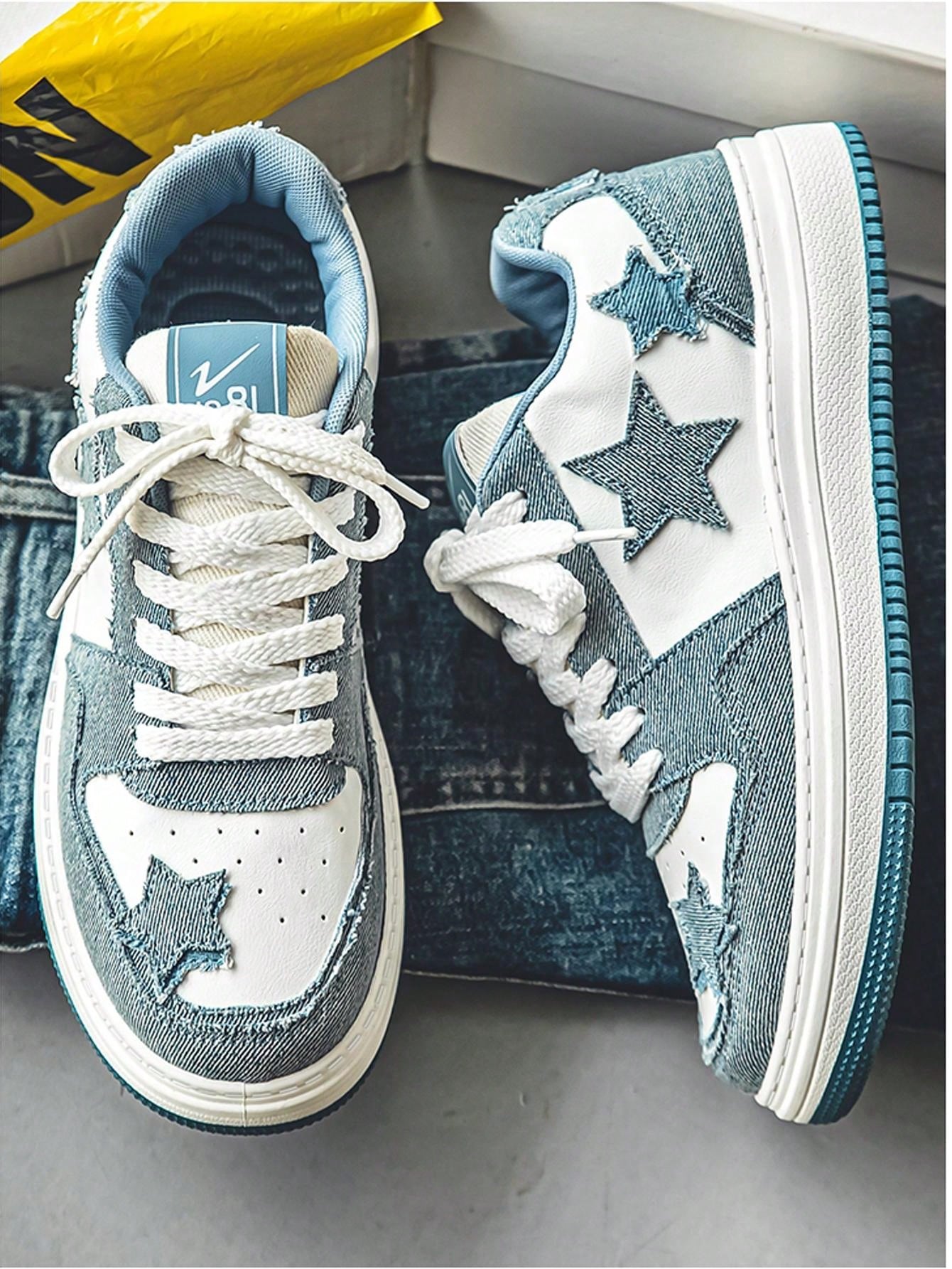 New Arrivals Thick-Soled Breathable Canvas Sneakers, Stars Pattern Casual Shoes