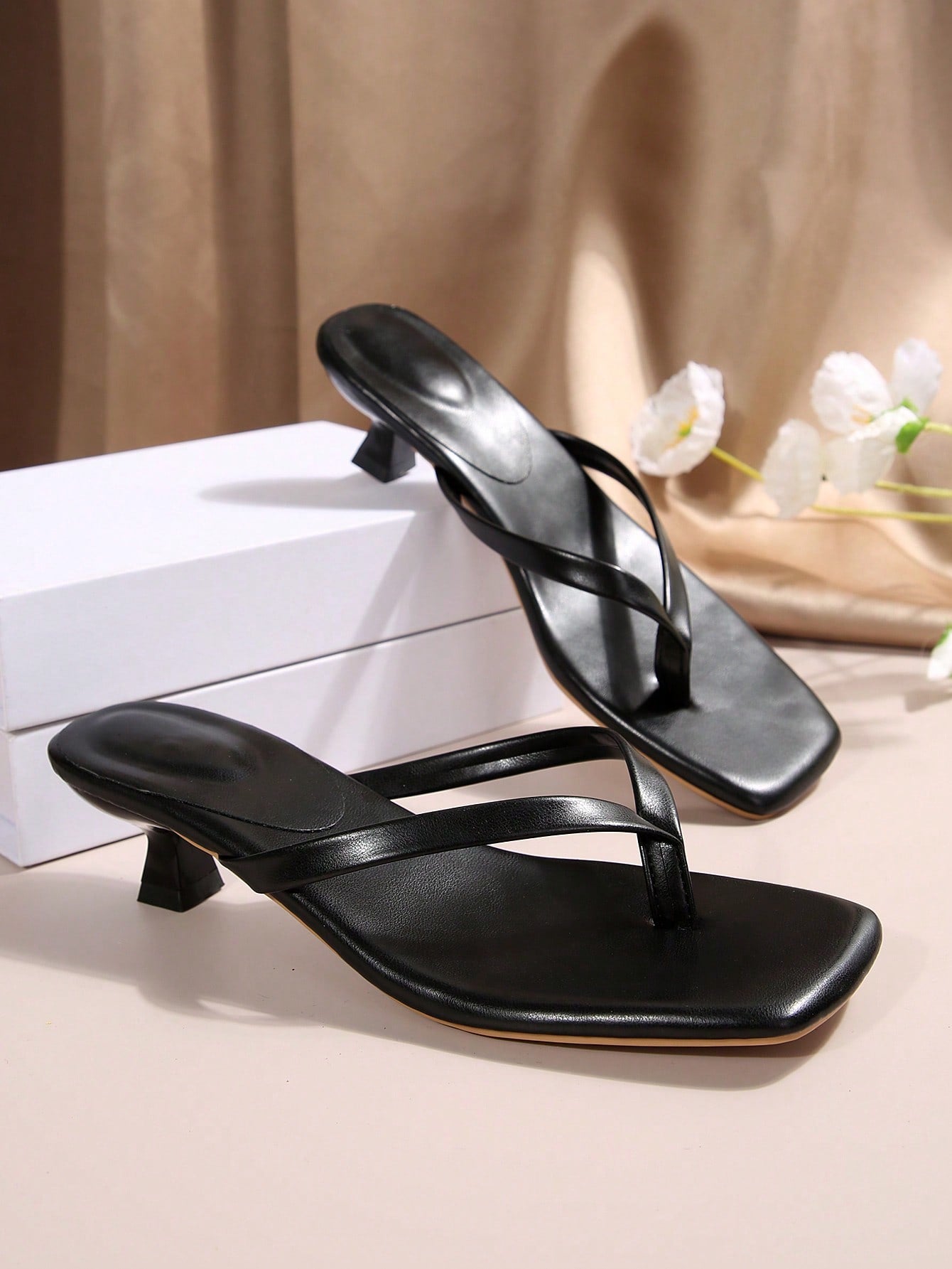 2024 New Summer Pointed Toe Thong Sandals Women, Kitten Heel Slip-On Comfy Casual Flip Flops