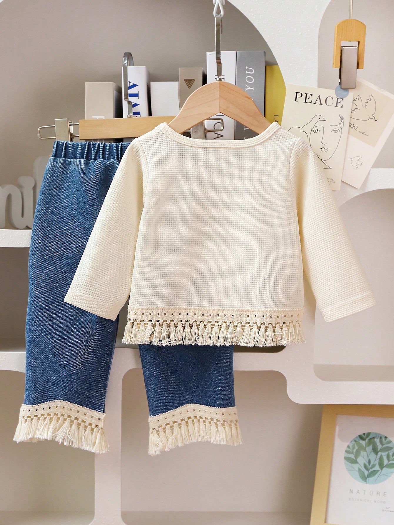 2pcs/Set Young Girl Solid Color Fringe Long Sleeve Top And Fringe Denim Pants Outfit