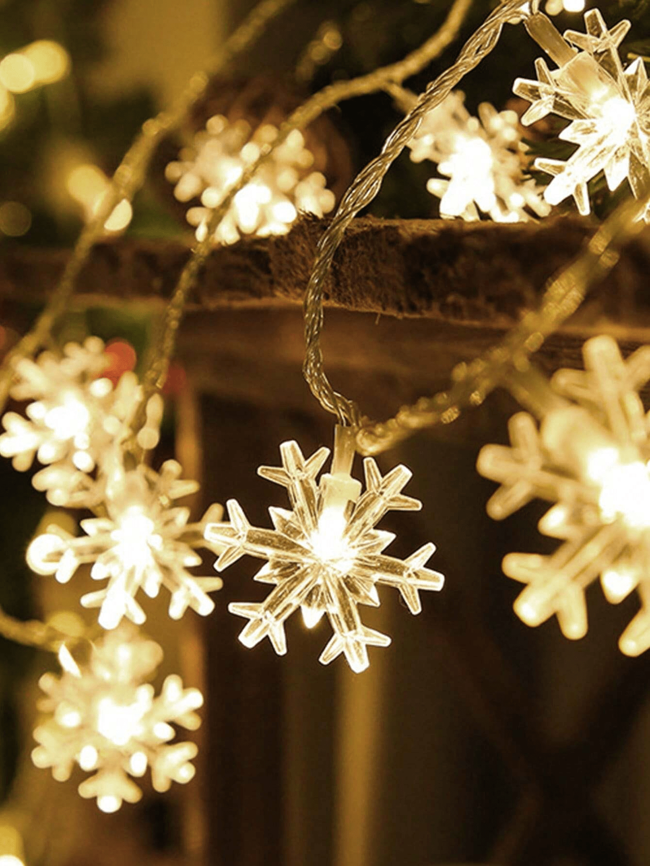 1pc LED Snowflake String Light, Party Decoration Light, Christmas Decor, Holiday Accessory, Birthday Party Supplies, Room Decoration, Christmas Gift, Home Decor, Scene Decor, Battery Powered (Battery Not Included)