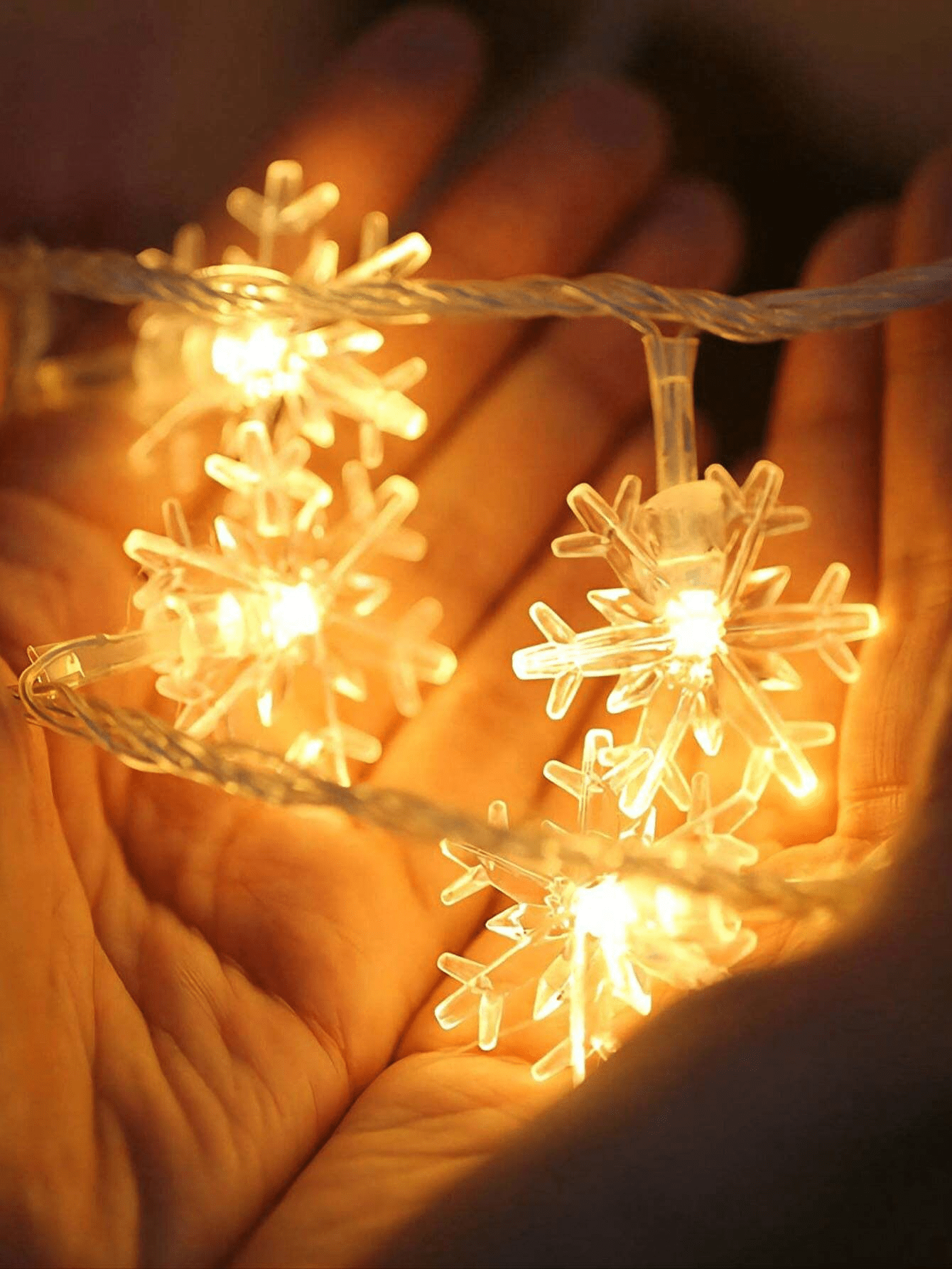 1pc LED Snowflake String Light, Party Decoration Light, Christmas Decor, Holiday Accessory, Birthday Party Supplies, Room Decoration, Christmas Gift, Home Decor, Scene Decor, Battery Powered (Battery Not Included)